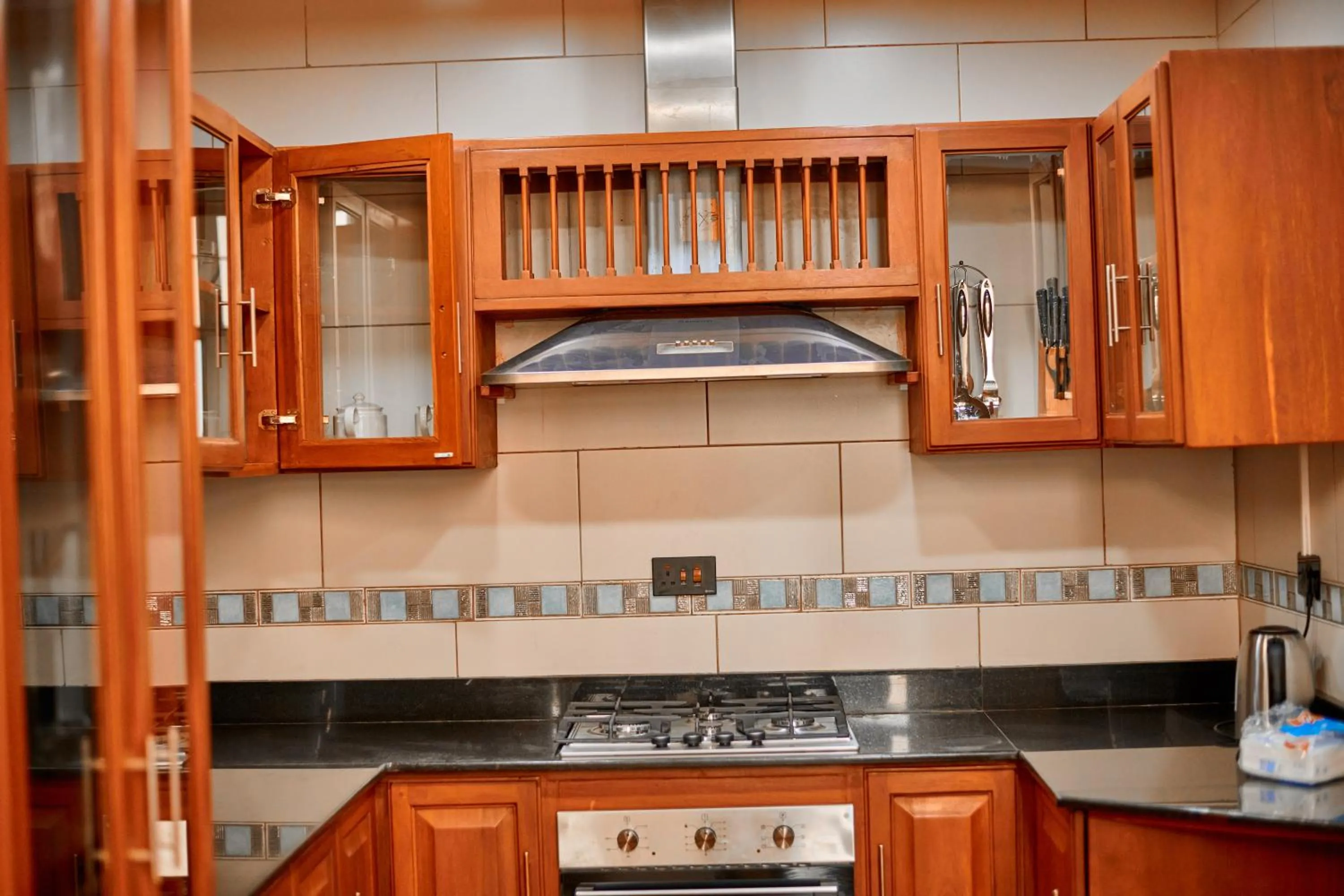 Kitchen or kitchenette in seven skies hotel