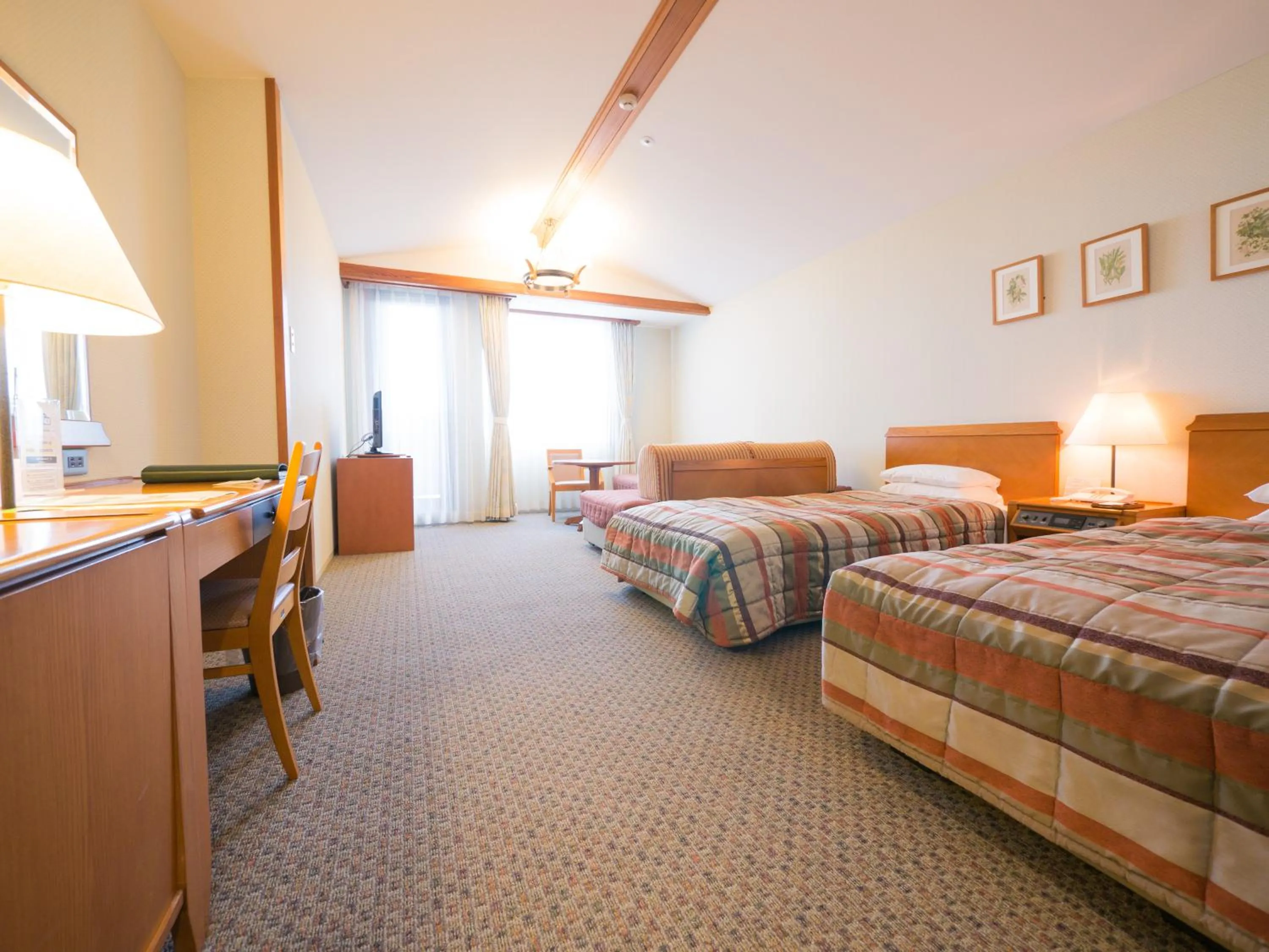 Photo of the whole room, Bed in Hotel Harvest Skijam Katsuyama