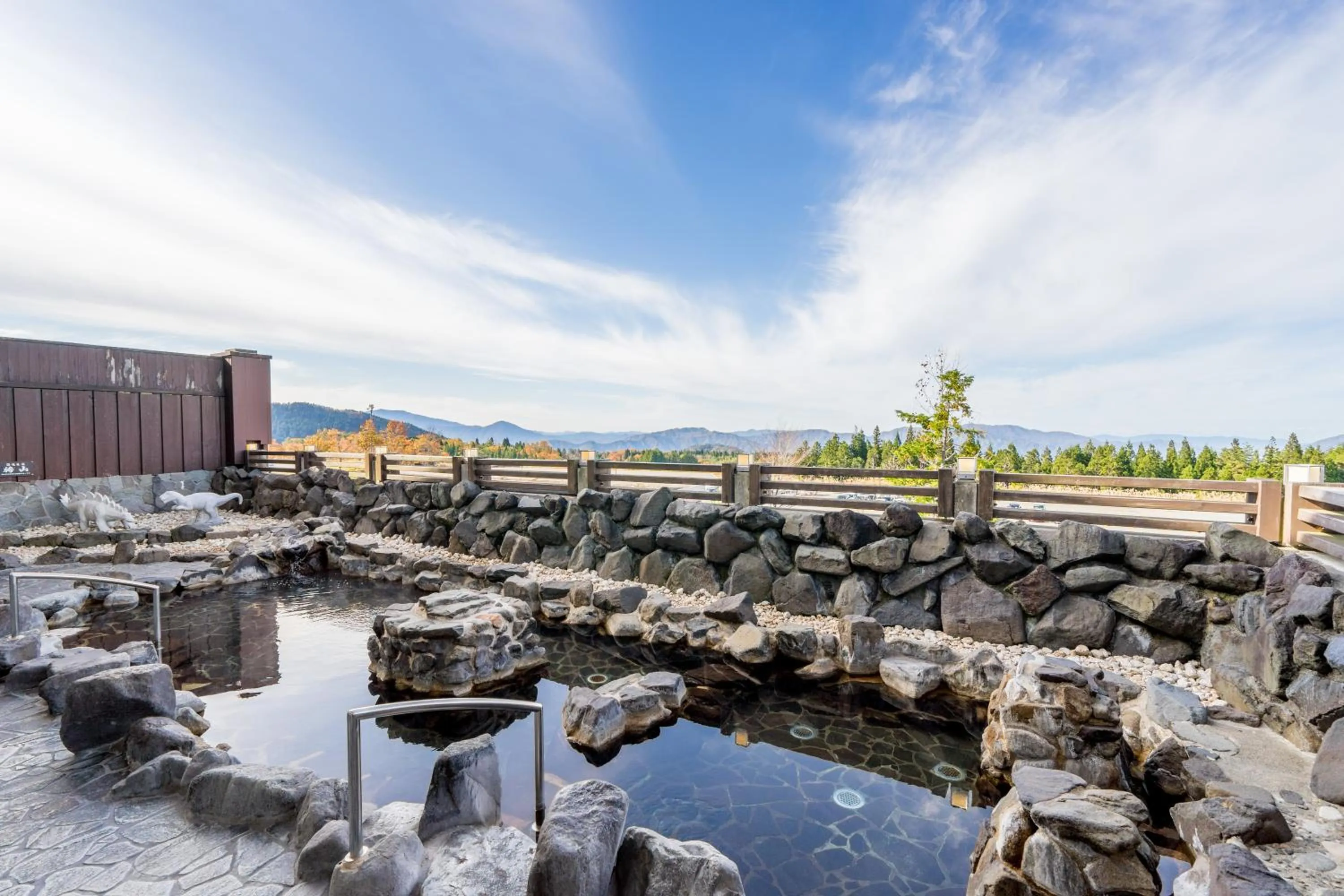 Open Air Bath in Hotel Harvest Skijam Katsuyama