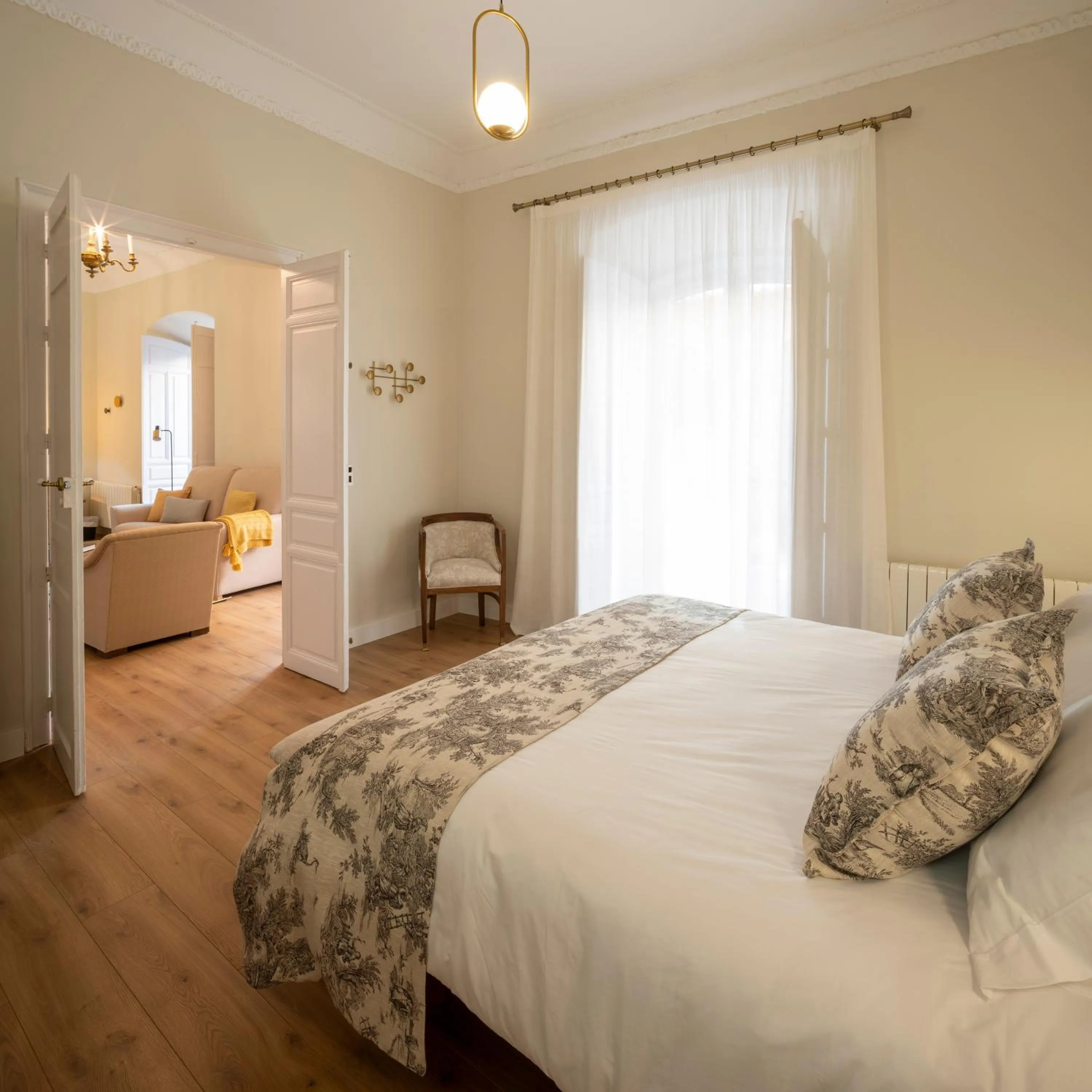 Balcony/Terrace, Bed in PETRONILA 1881