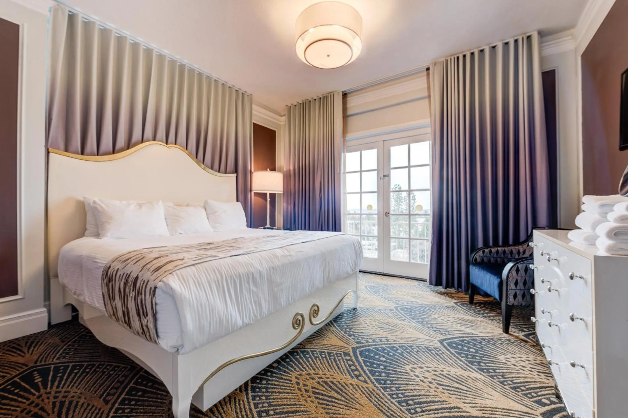 Bedroom, Bed in Inn at the Park