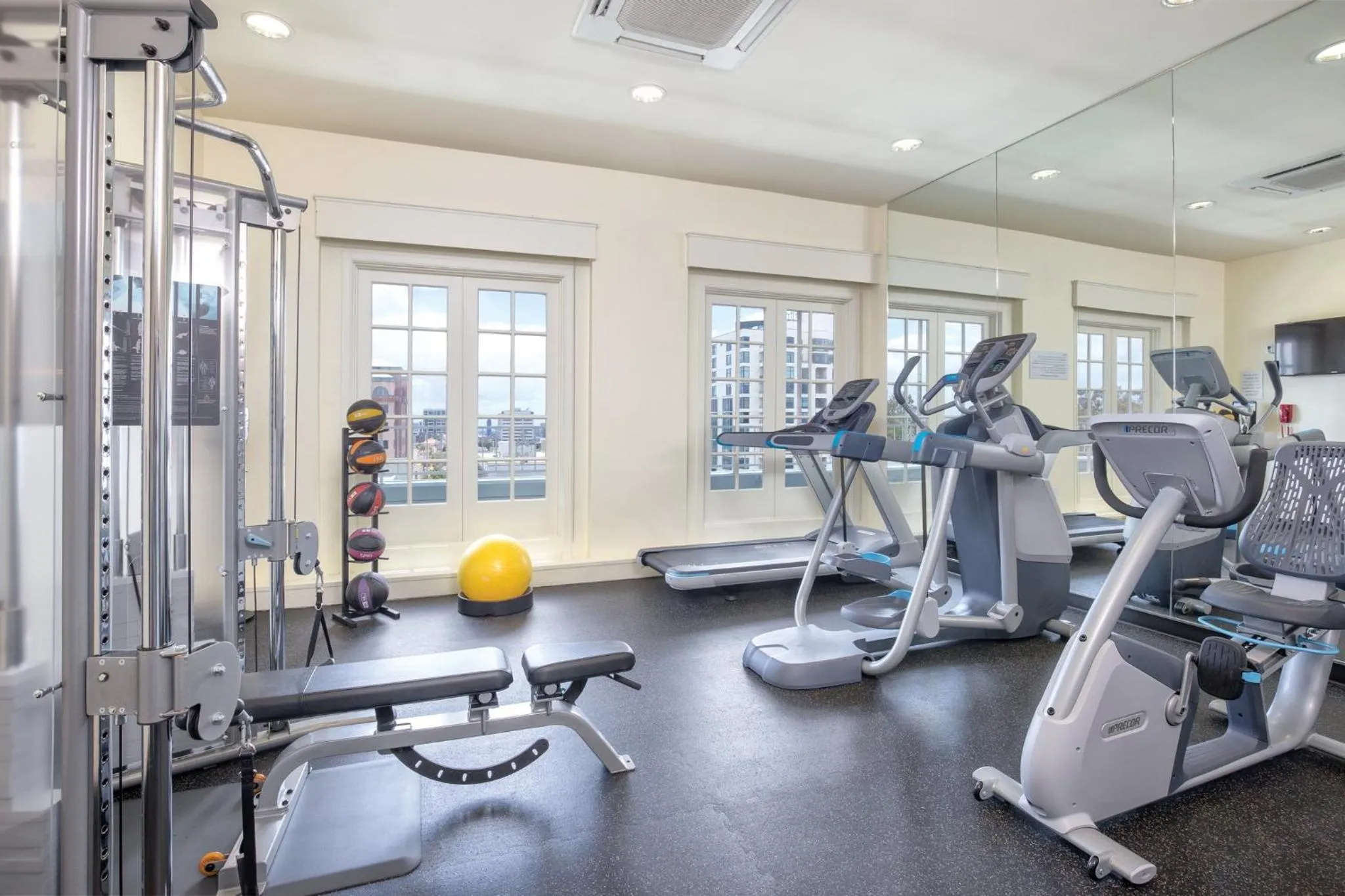 Fitness centre/facilities in Inn at the Park