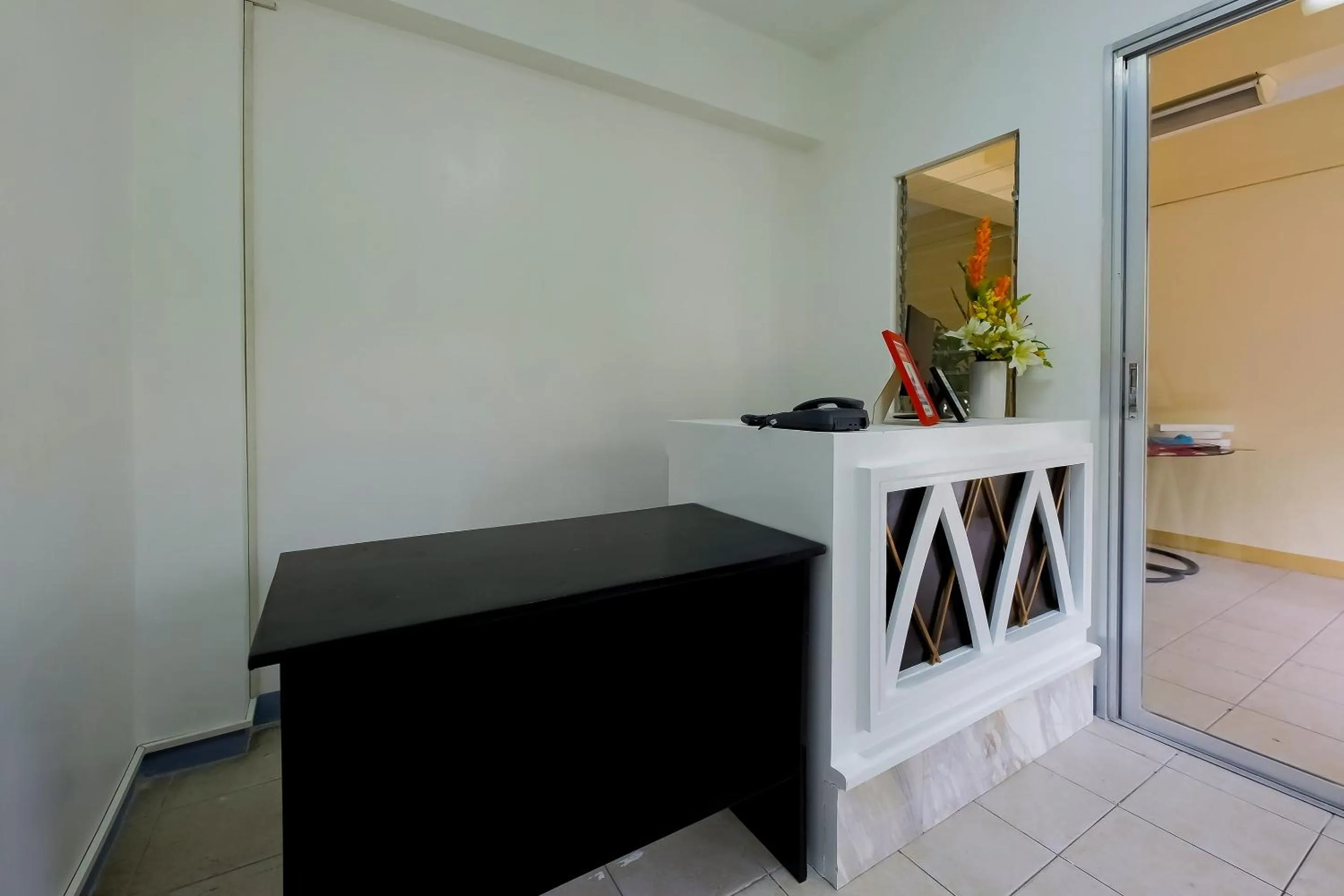 Lobby or reception in OYO 840 Orangenest Apartelle