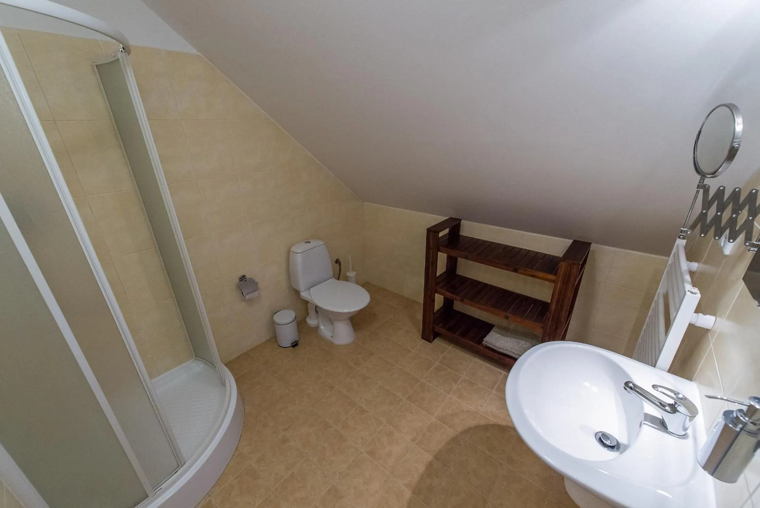 Shower in Penzion Zámecká Zahrada