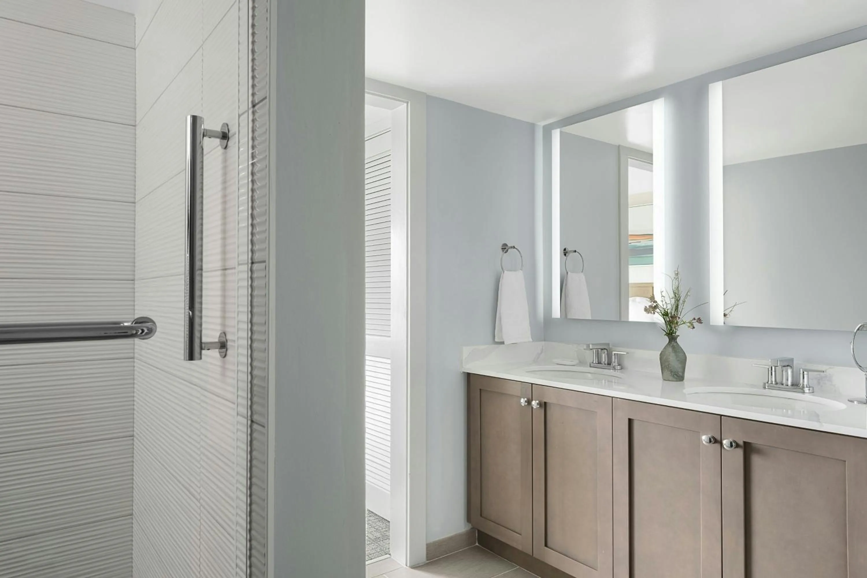 Bathroom in Marriott's Harbour Point and Sunset Pointe at Shelter Cove