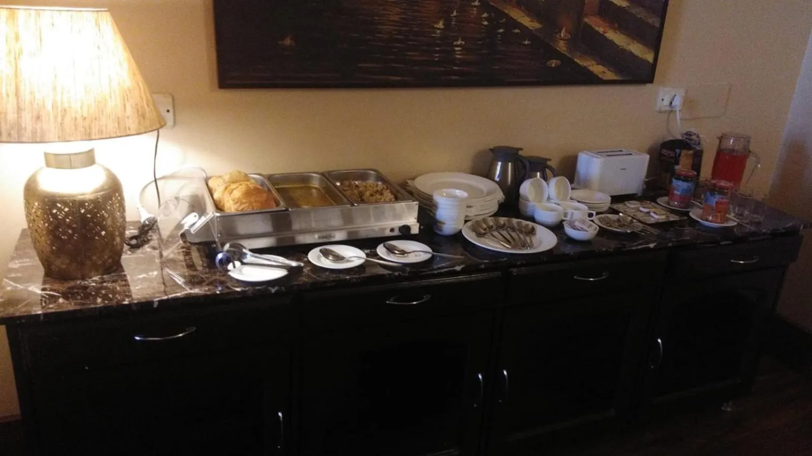 Breakfast in Lamrin Boutique Cottages, Rishikesh