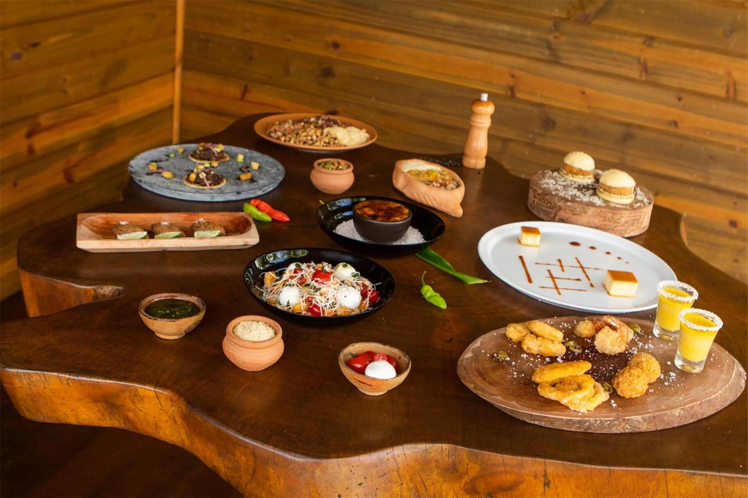 Restaurant/places to eat in MAYIM VILLA