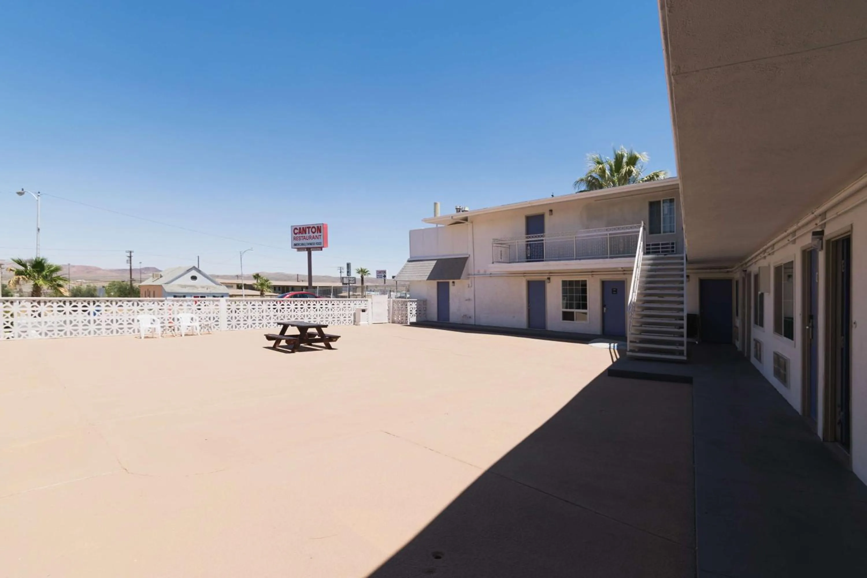 Property building in Motel 6-Barstow, CA - Route 66