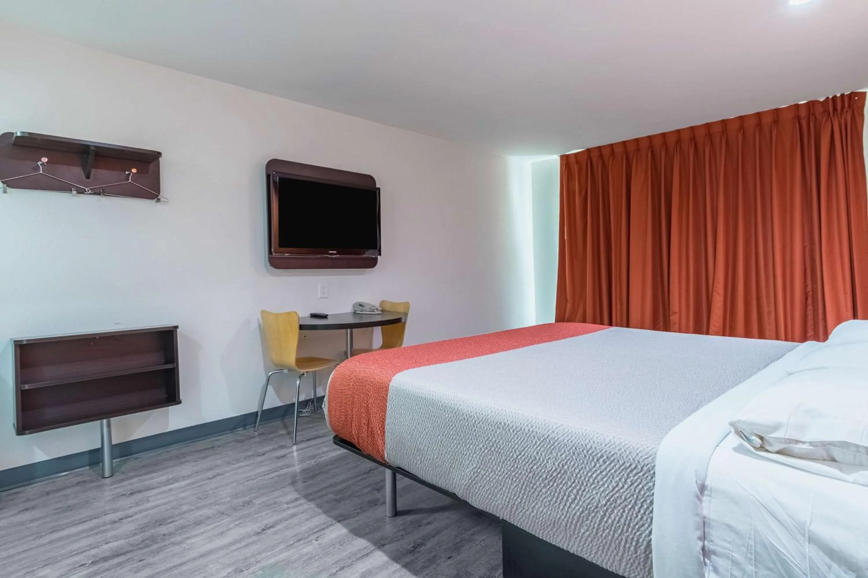 Photo of the whole room, Bed in Motel 6-Barstow, CA - Route 66