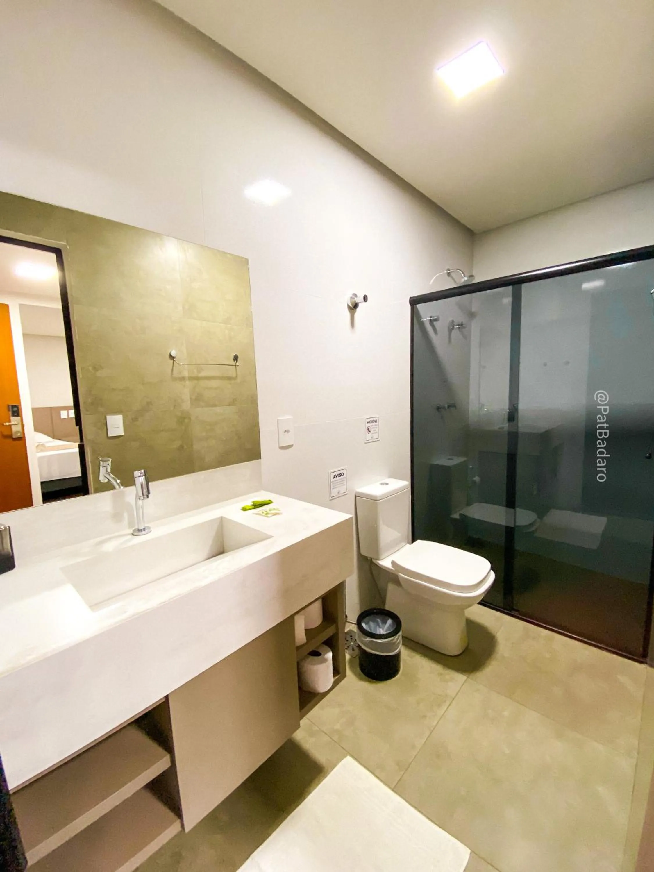 Bathroom in Pousada Reserva Central