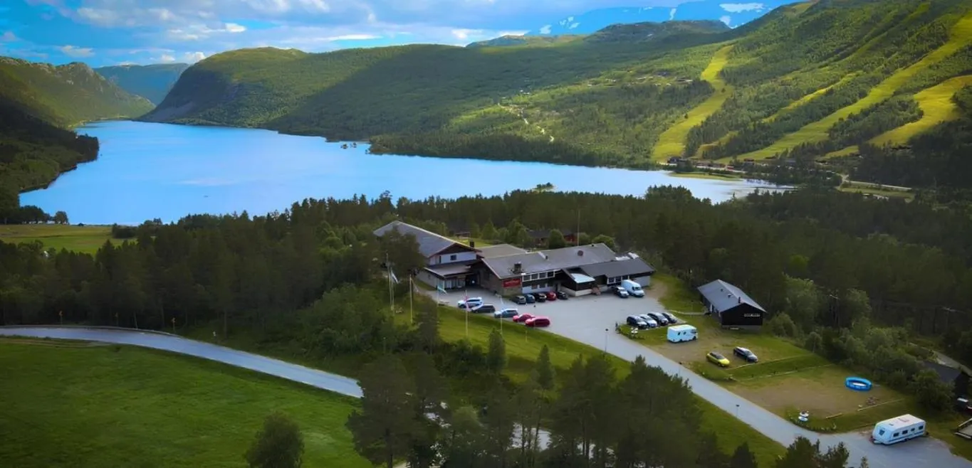 Day in Hallingskarvet Fjellstue as