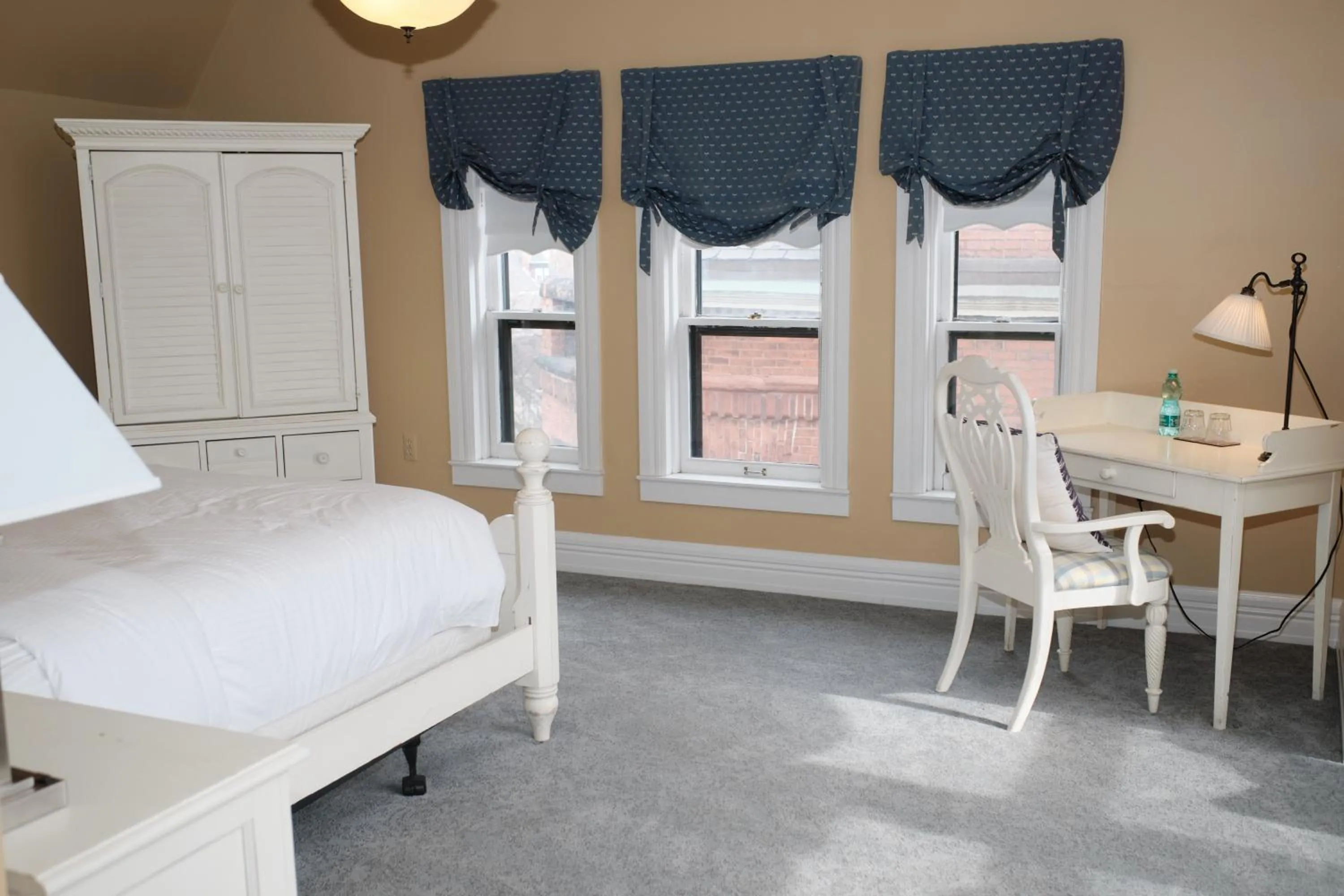 Bedroom, Bed in The Inn on Ferry Street