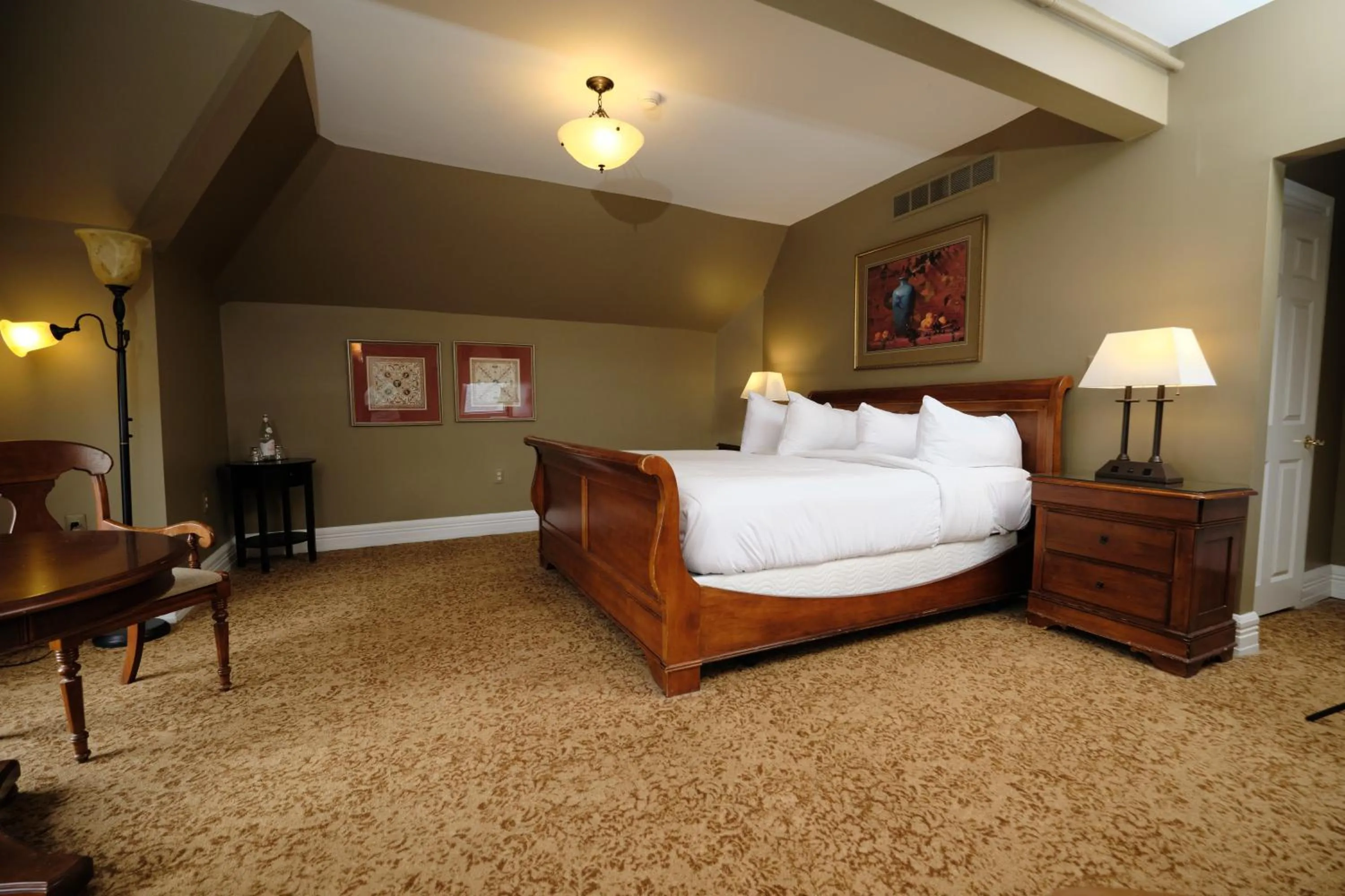 Bedroom, Bed in The Inn on Ferry Street