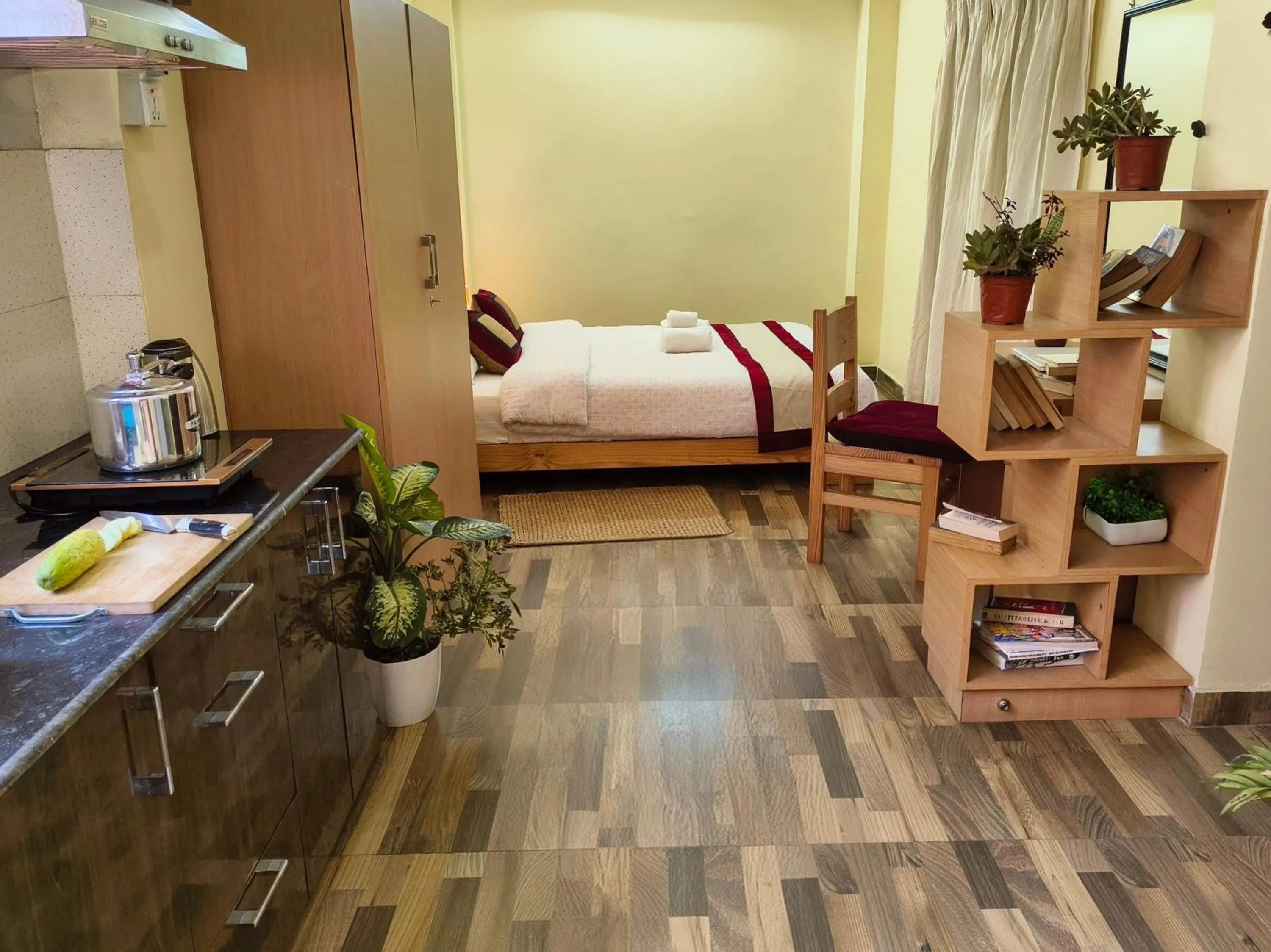 Tanani Newa Home