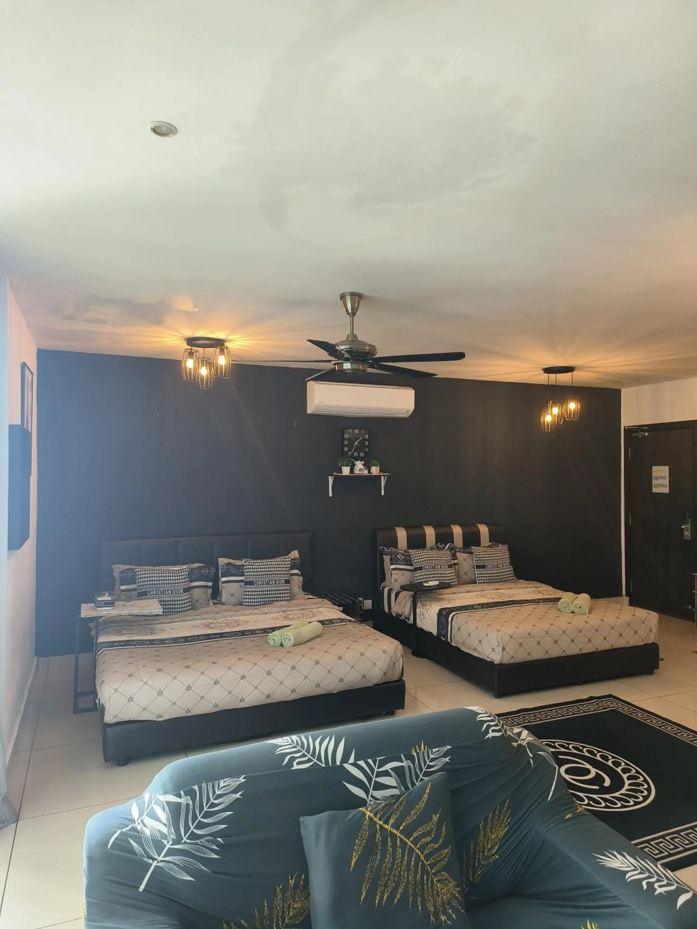 Bed in Ksl D'Esplanade Studio Apartment's 2