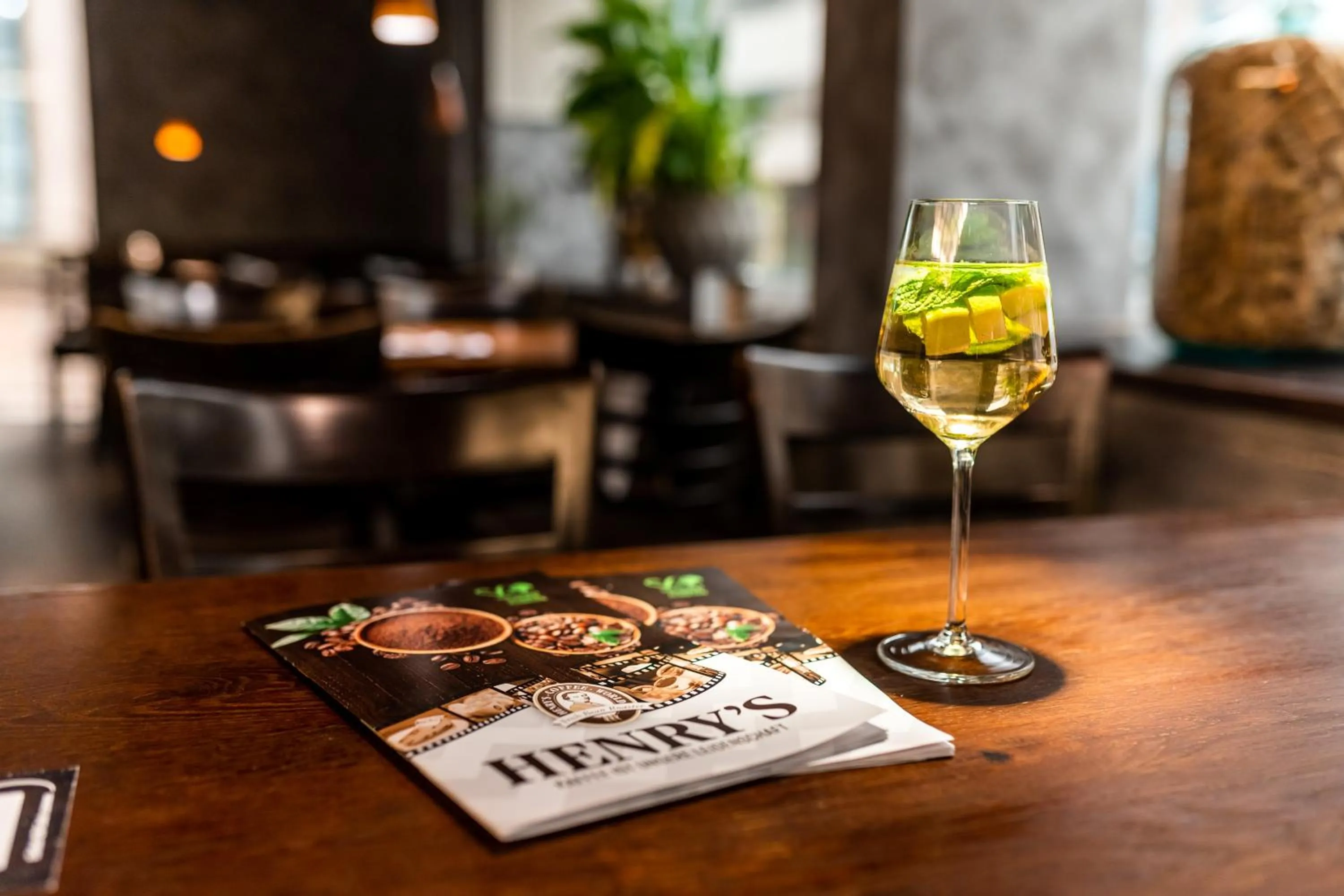 Restaurant/places to eat in Henriettas Sleeping