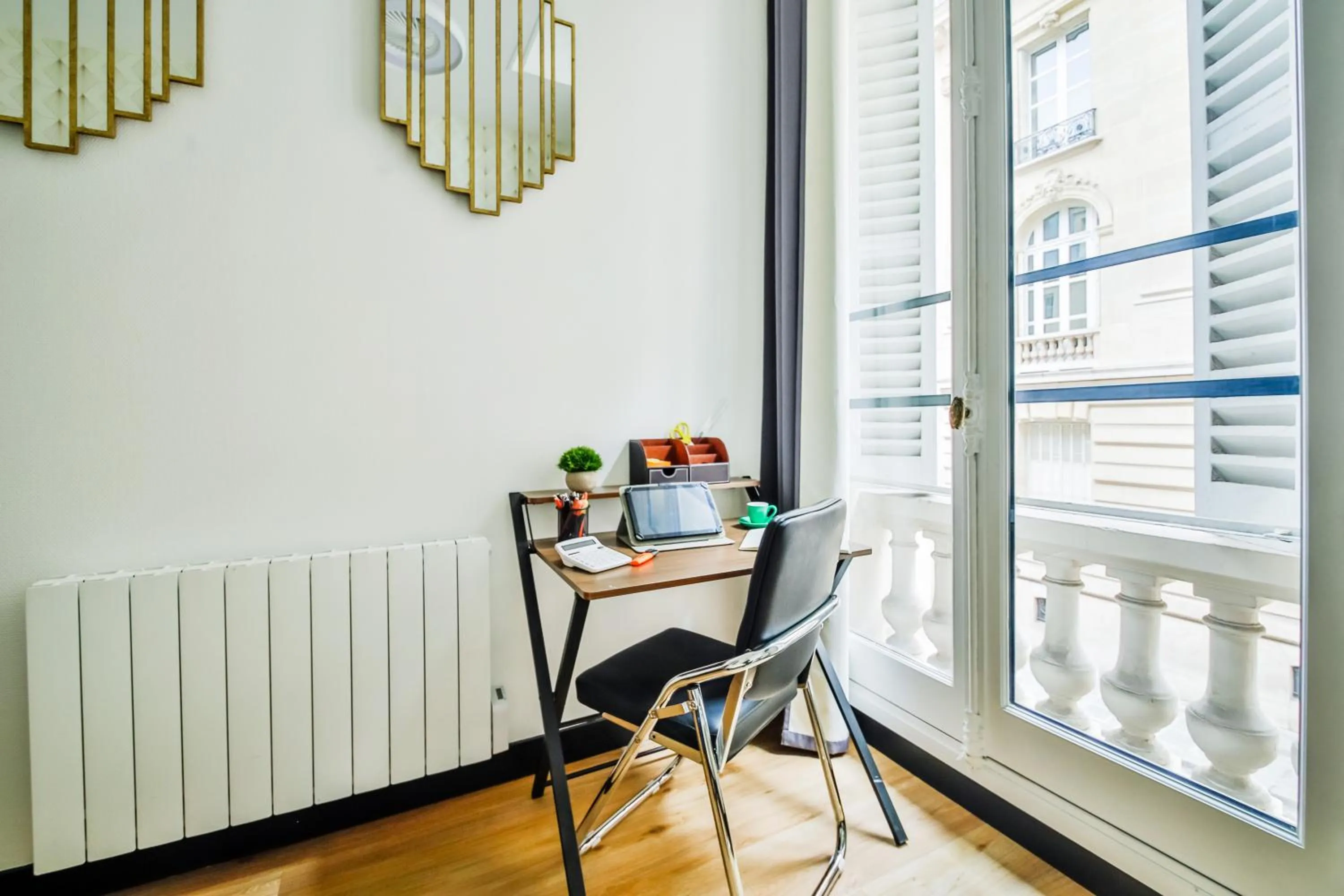 Seating area in WS Champs-Elysées - Colomb