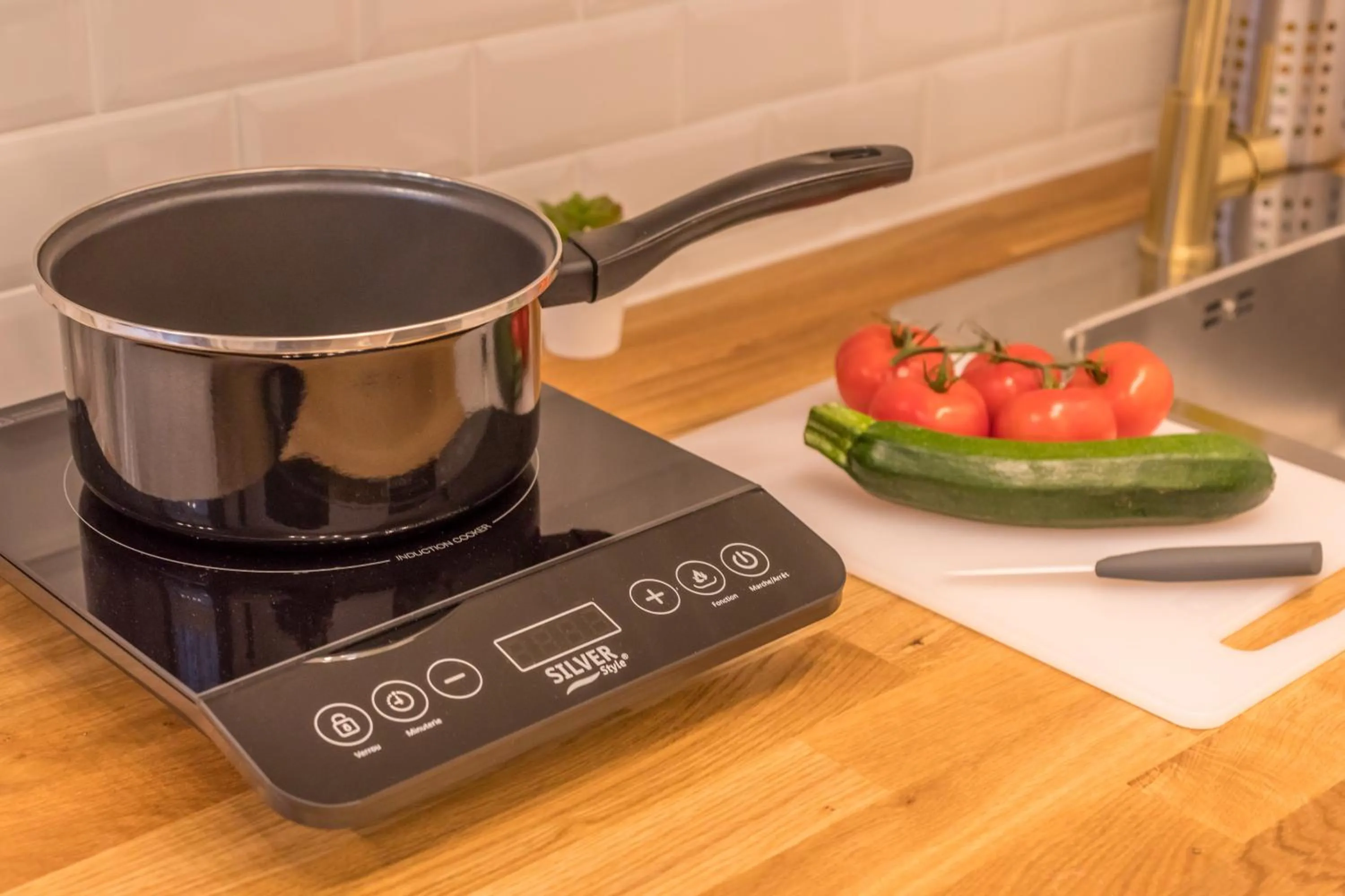 stove in WS Champs-Elysées - Colomb