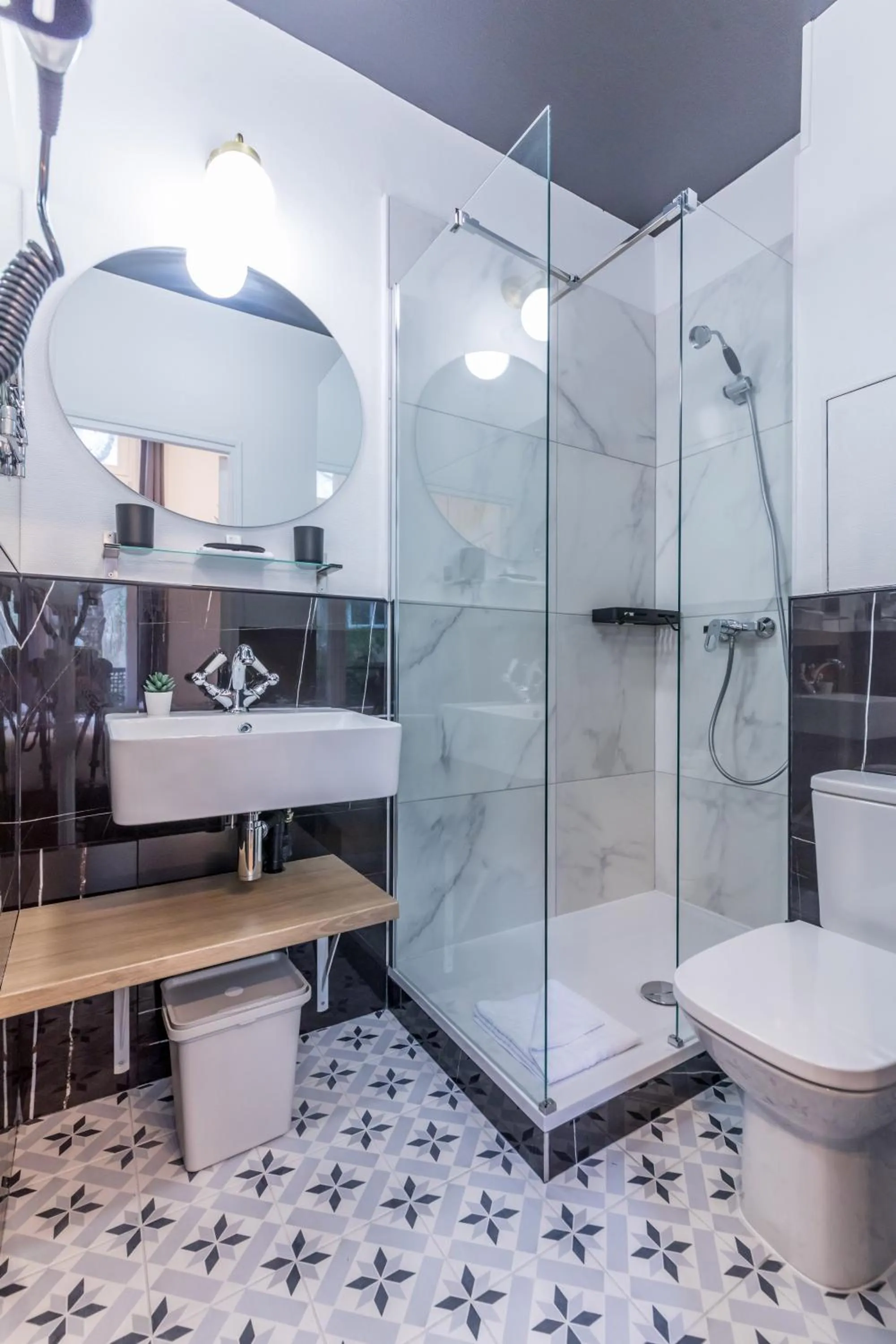 Bathroom in WS Champs-Elysées - Colomb