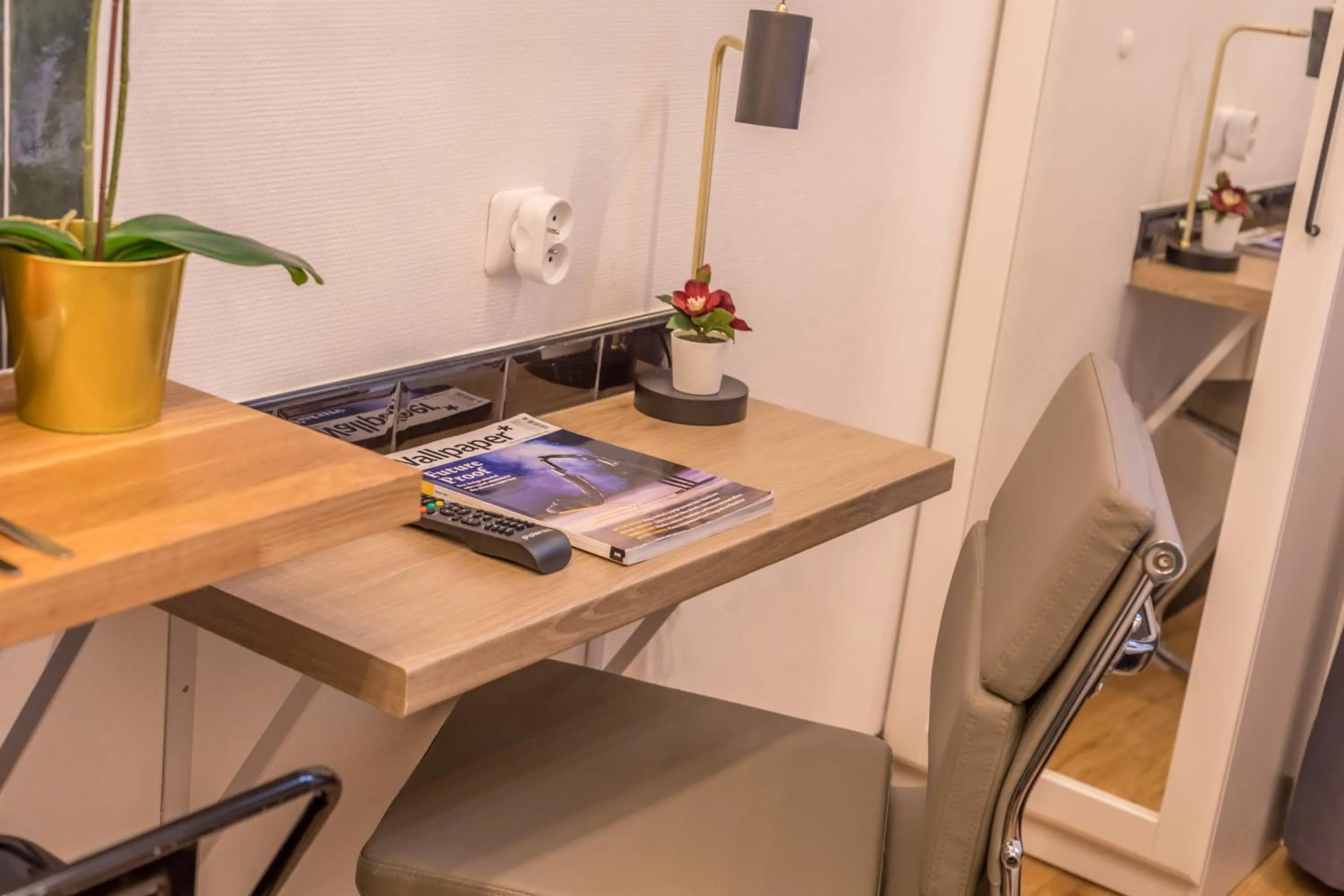 Business facilities in WS Champs-Elysées - Colomb