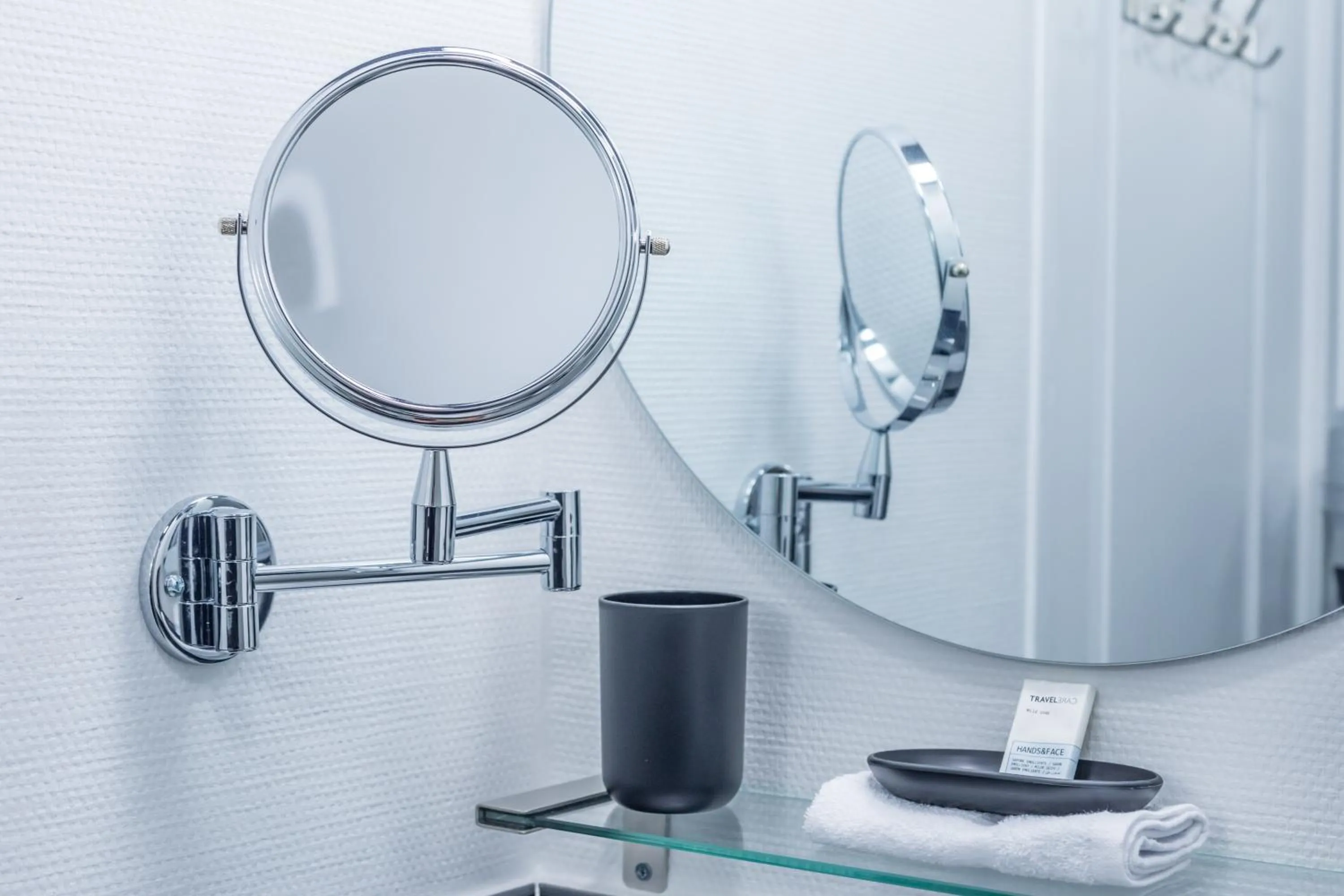 Bathroom in WS Champs-Elysées - Colomb