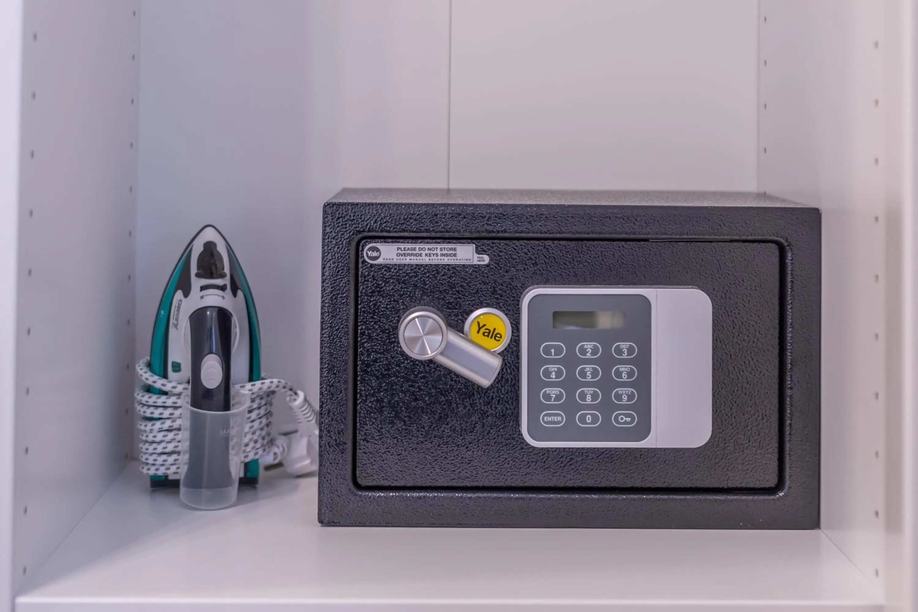 safe in WS Champs-Elysées - Colomb