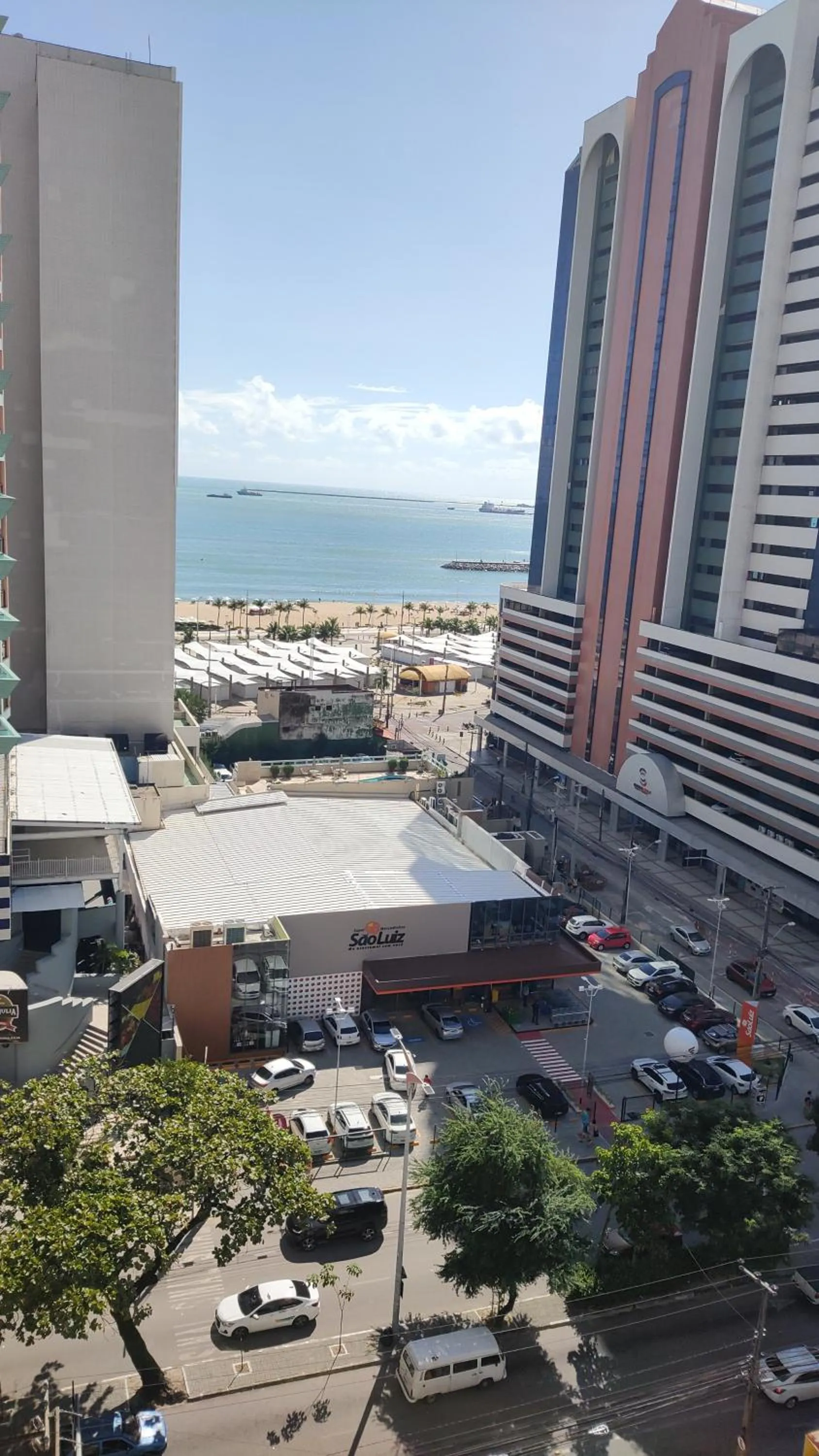 Bird's eye view in Via Venetto Flat próximo a feirinha da beira-mar Fortaleza