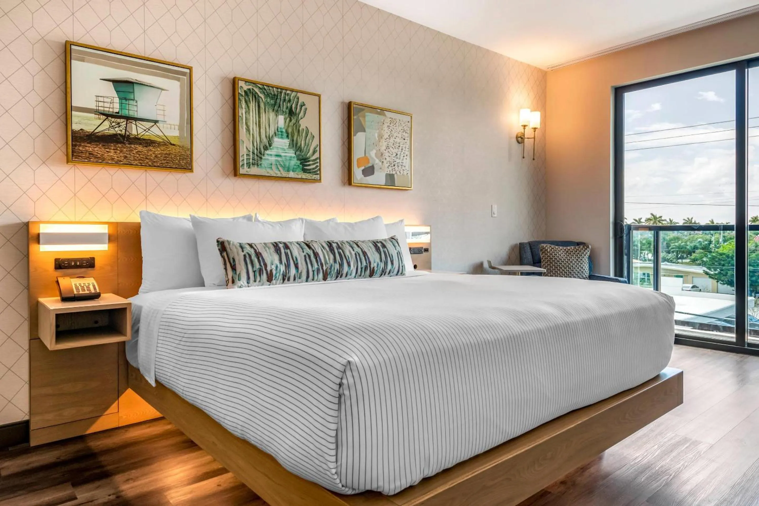 Bedroom, Bed in Cambria Hotel Fort Lauderdale Beach