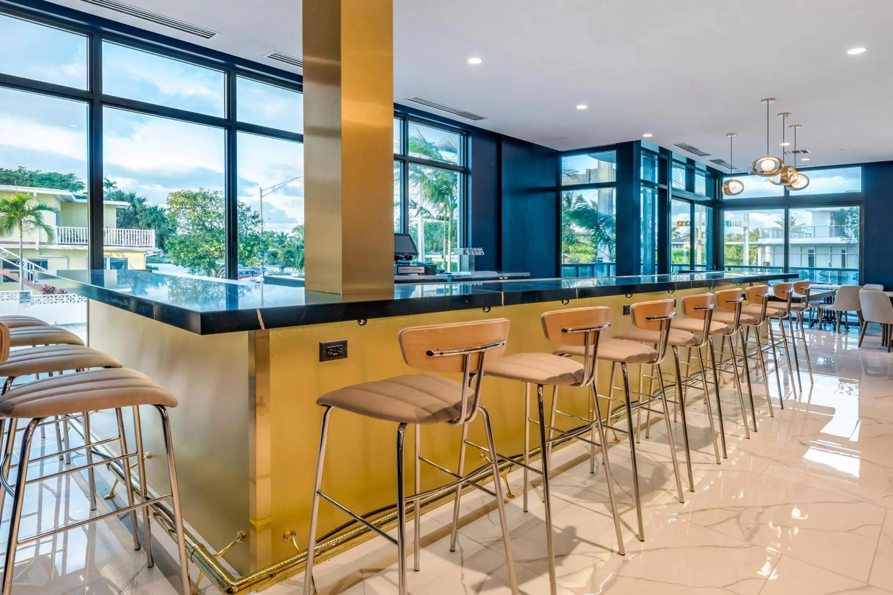 Restaurant/places to eat in Cambria Hotel Fort Lauderdale Beach