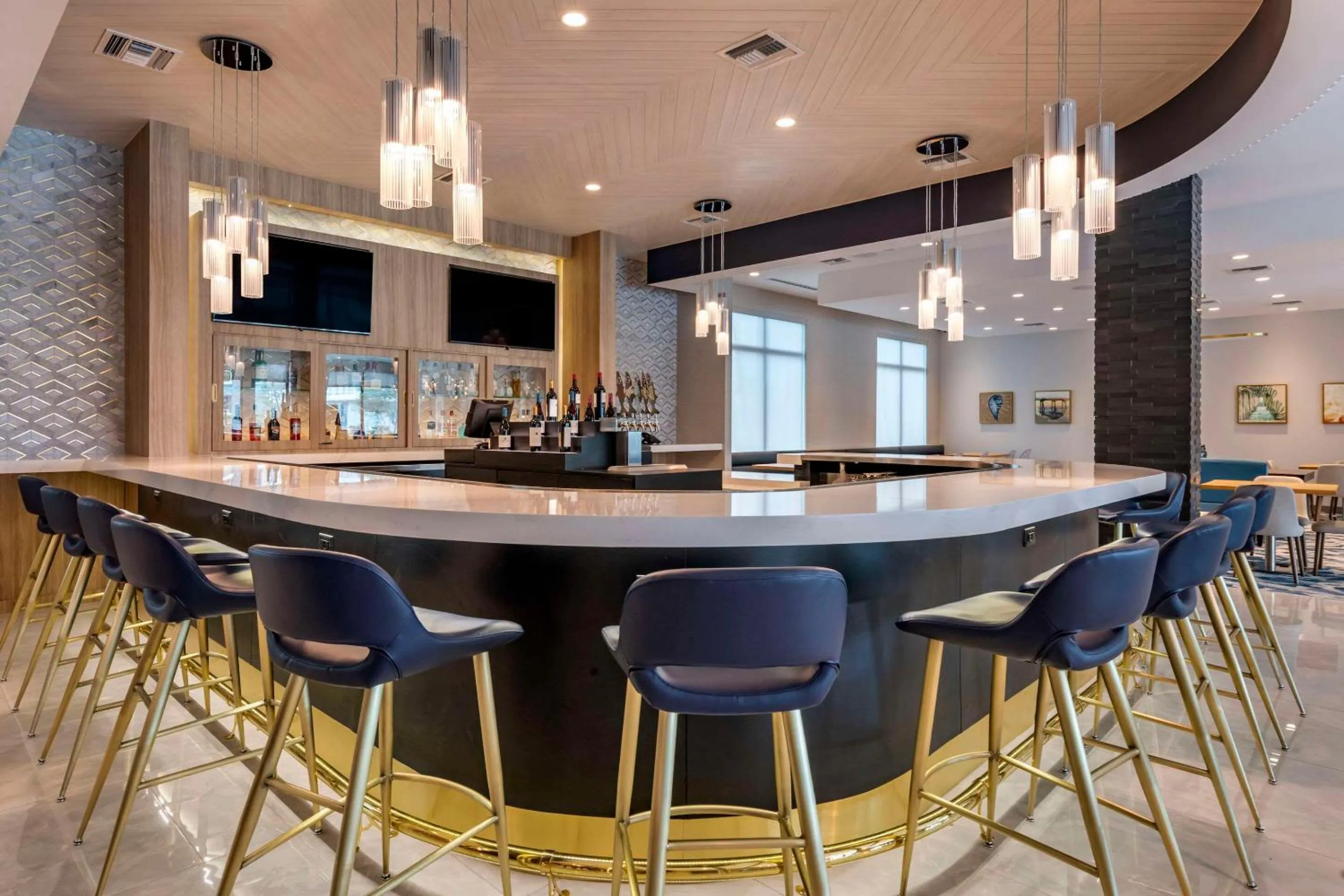 Restaurant/places to eat in Cambria Hotel Fort Lauderdale Beach