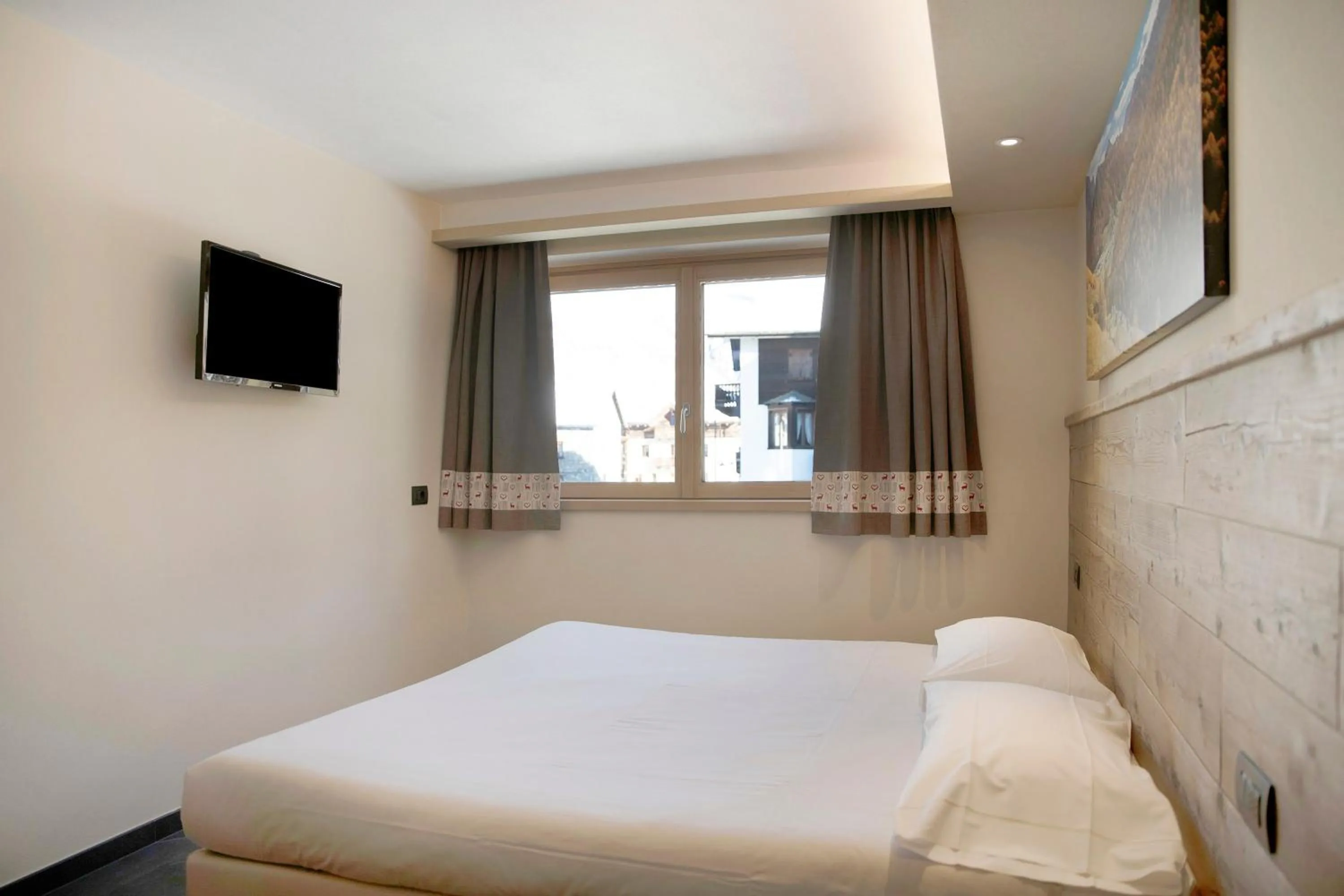 Property building, Bed in Rasia Residence Relax Stone