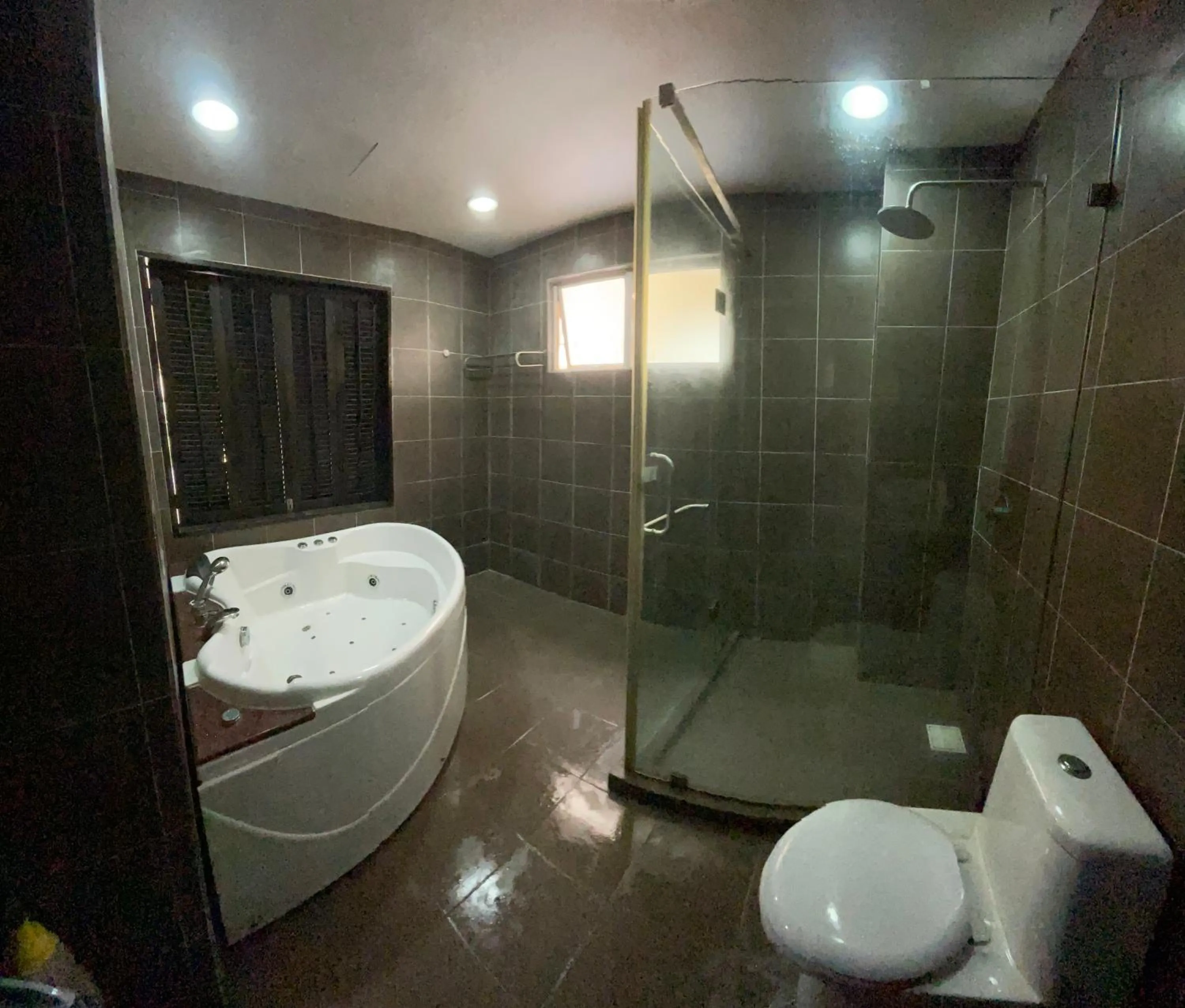 GOLD COAST MORIB @ 3346