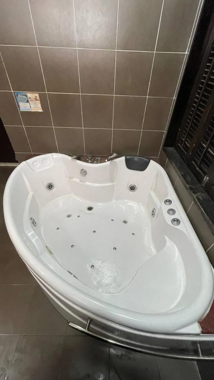 GOLD COAST MORIB @ 3346