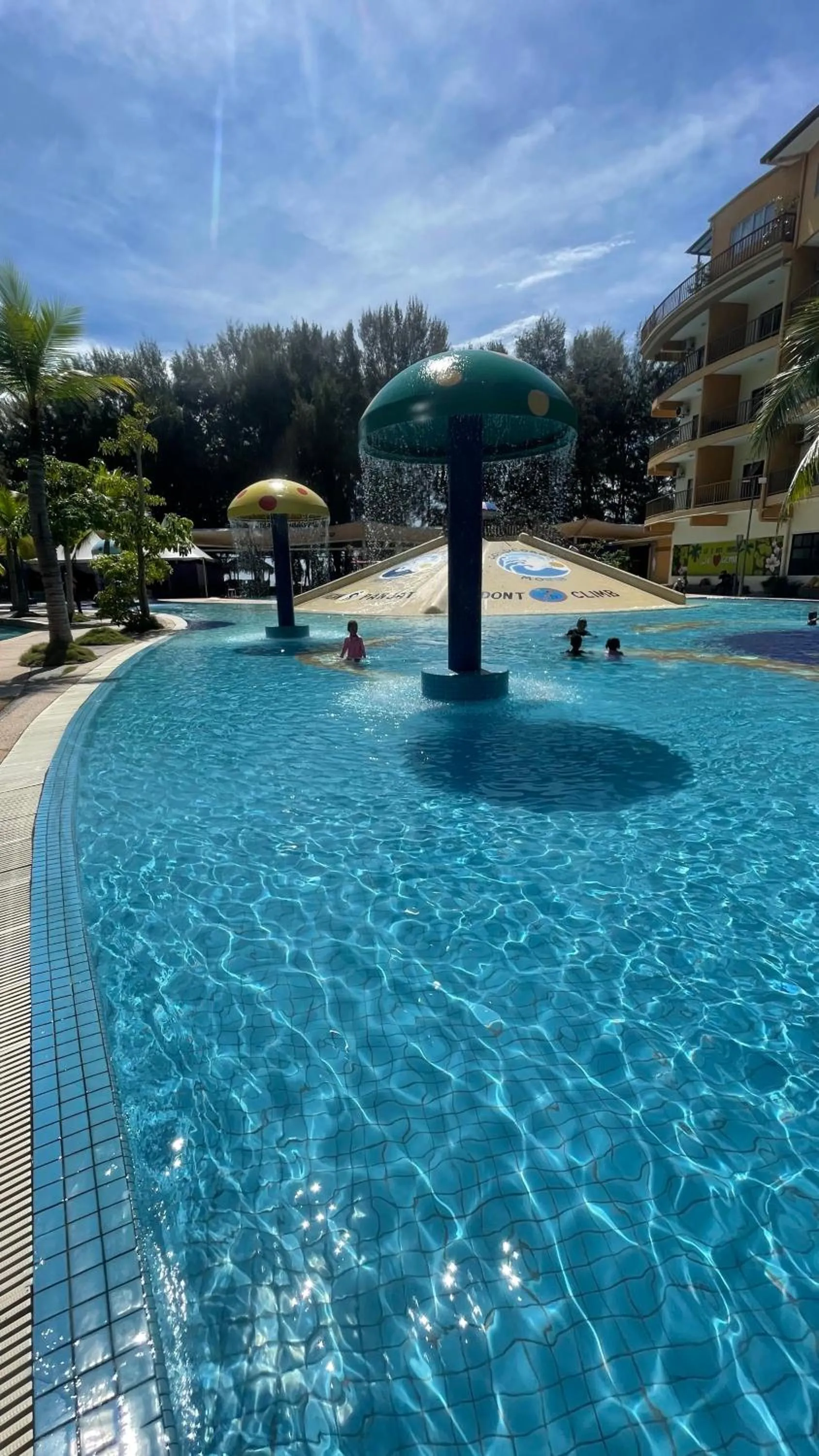 GOLD COAST MORIB @ 3346