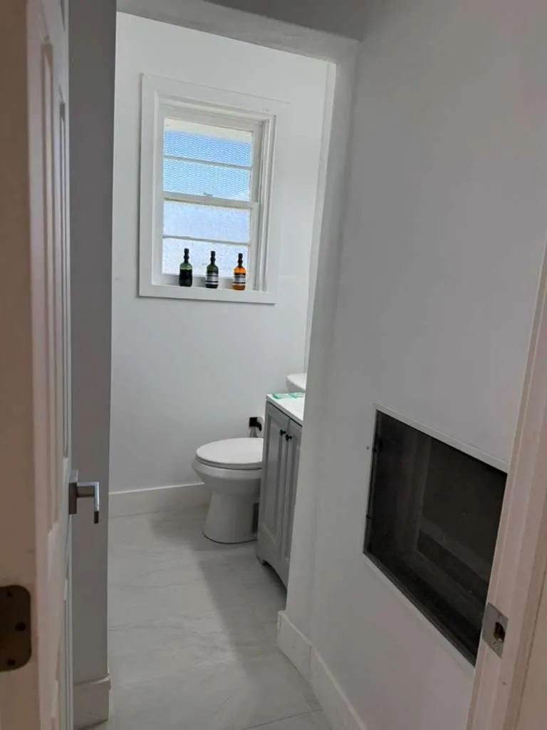 Bathroom in PRAIA Hotel Hollywood