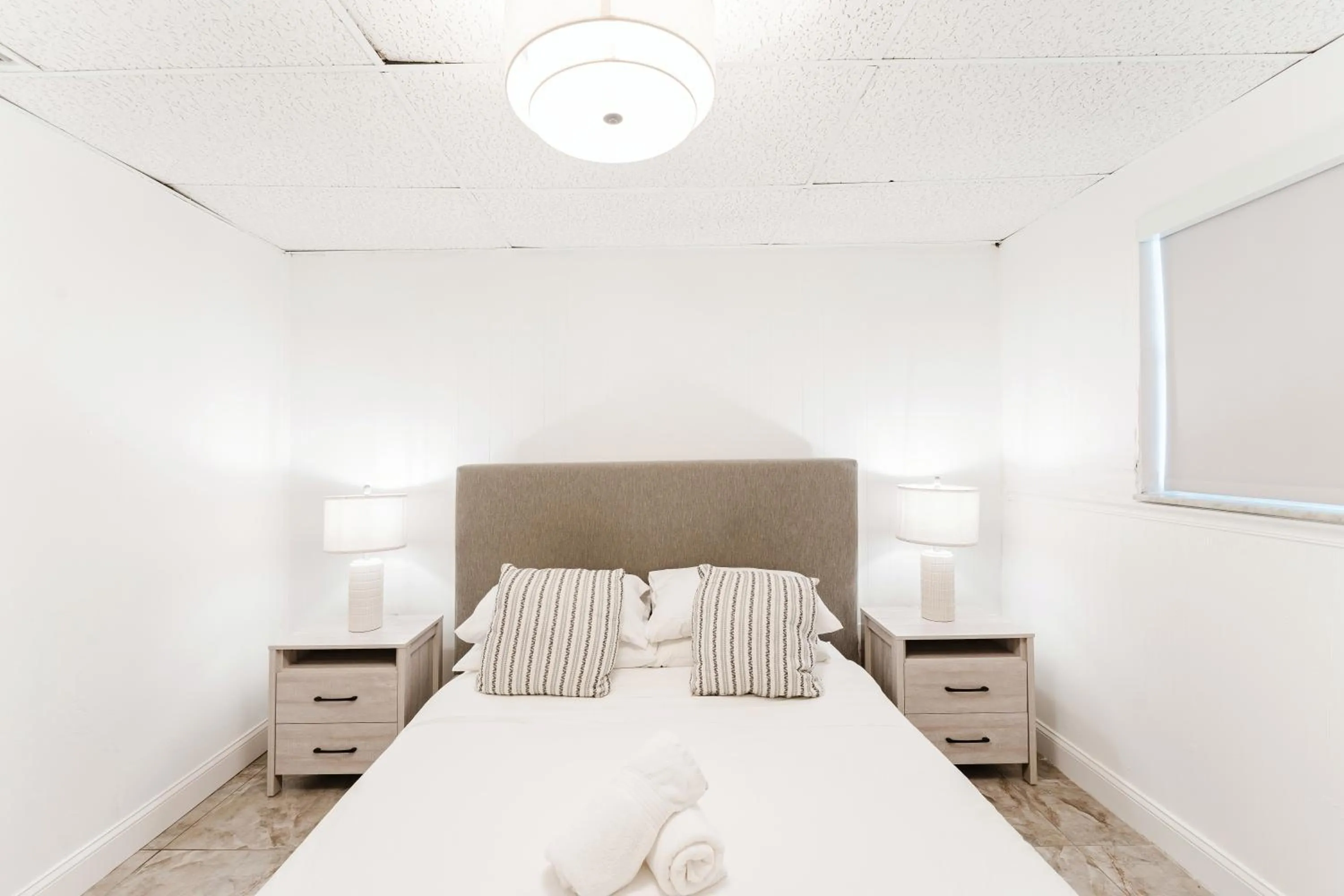 Bedroom, Bed in PRAIA Hotel Hollywood