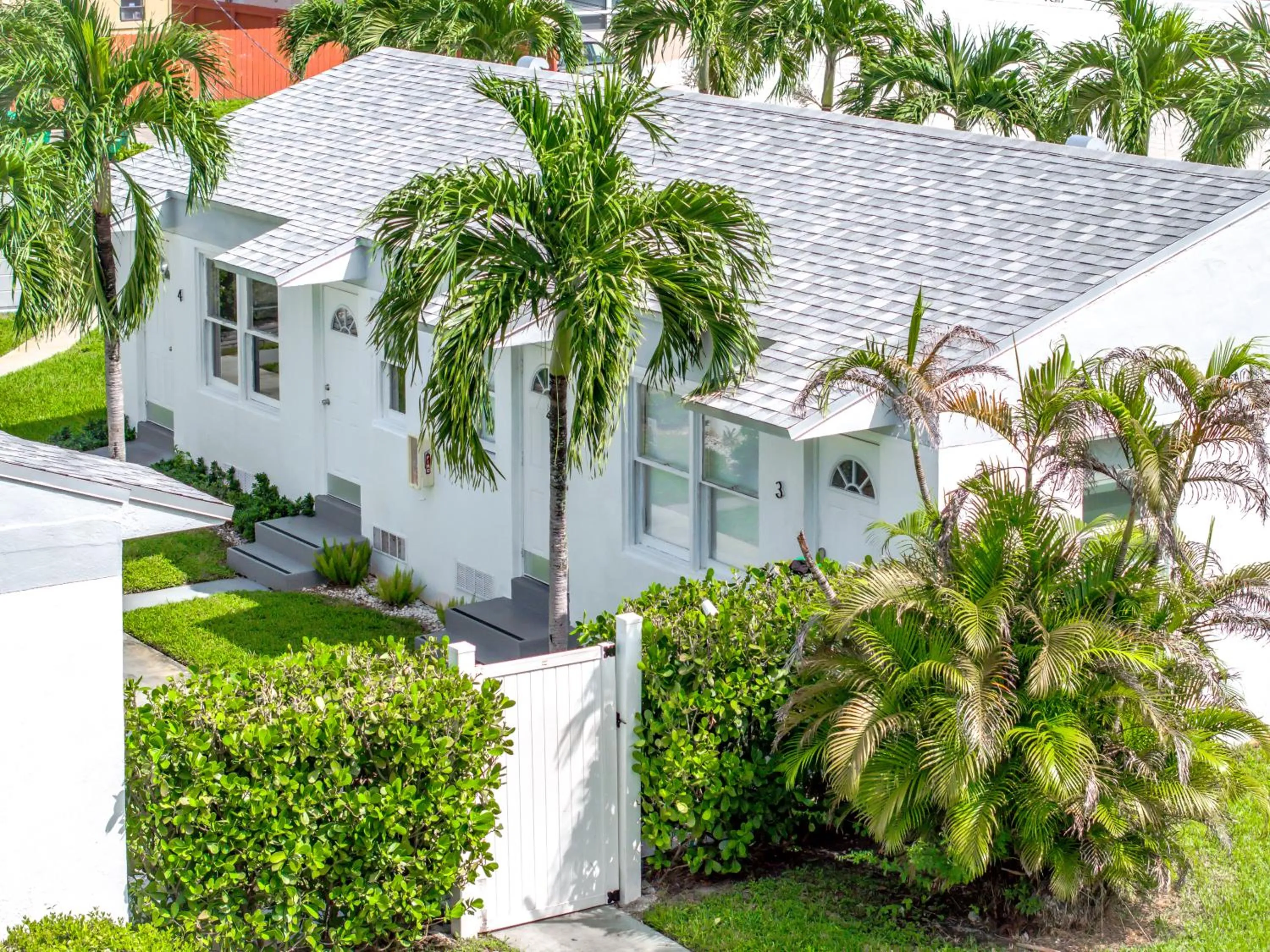 Garden view in PRAIA Hotel Hollywood