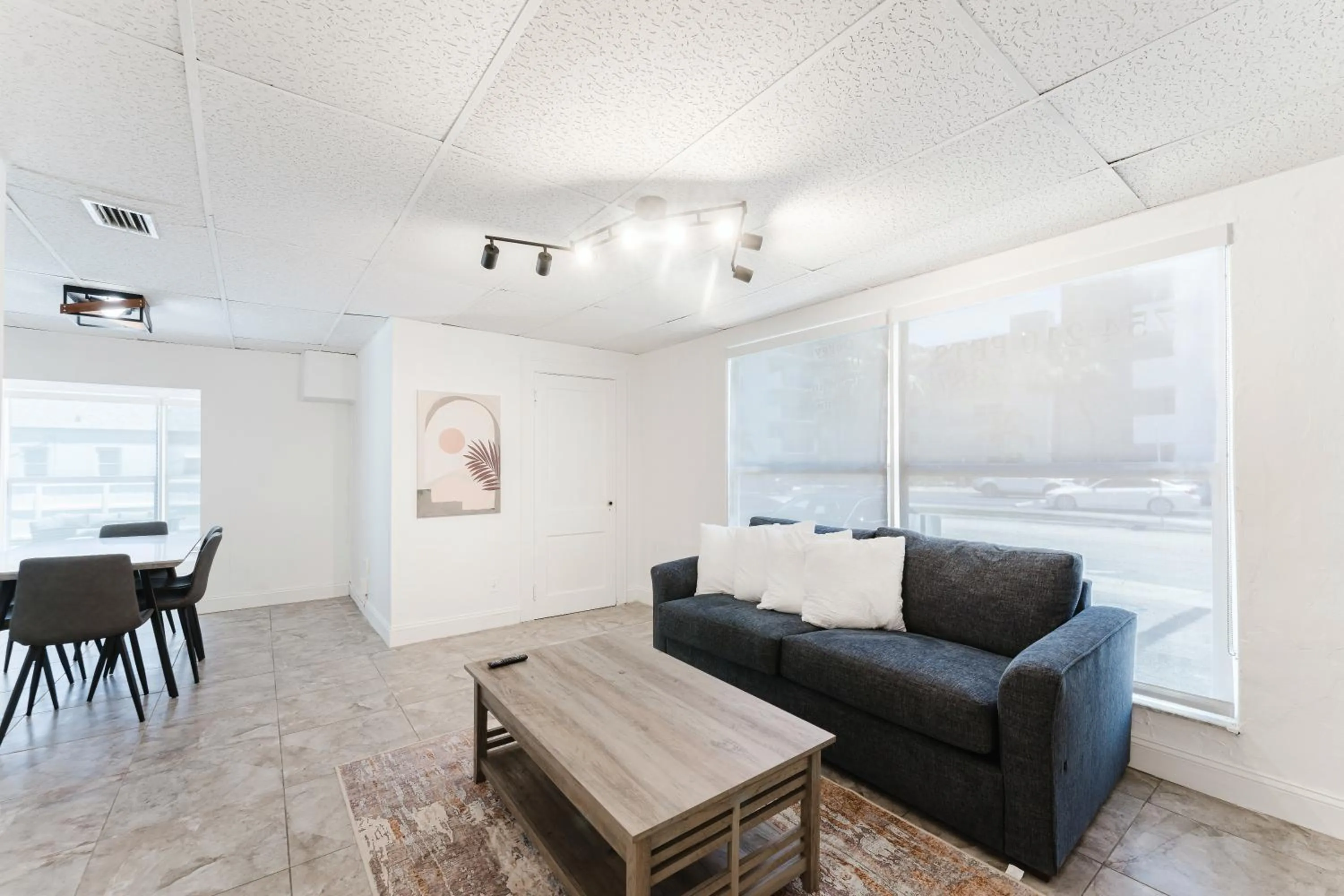 Living room in PRAIA Hotel Hollywood