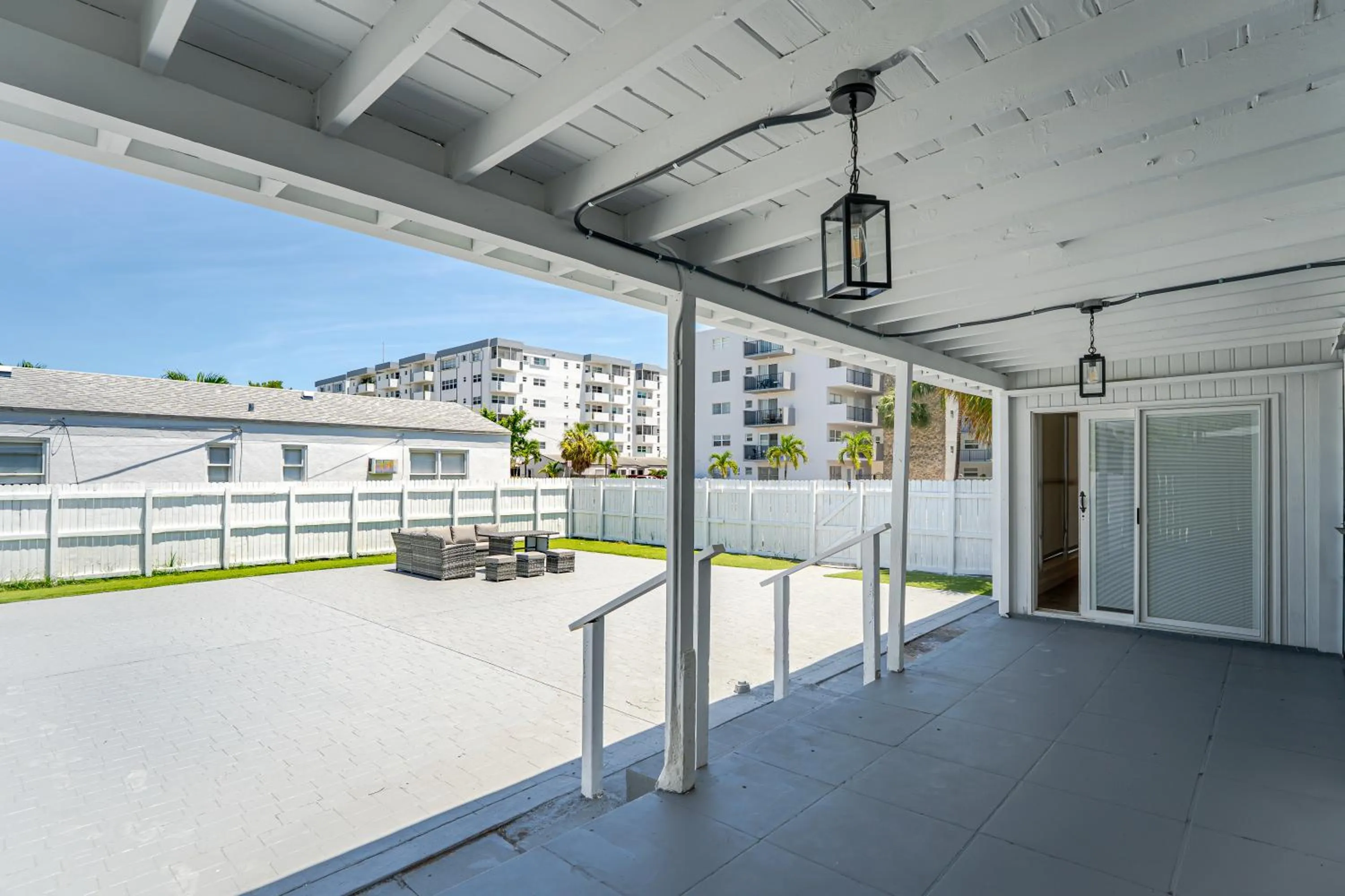 Patio in PRAIA Hotel Hollywood