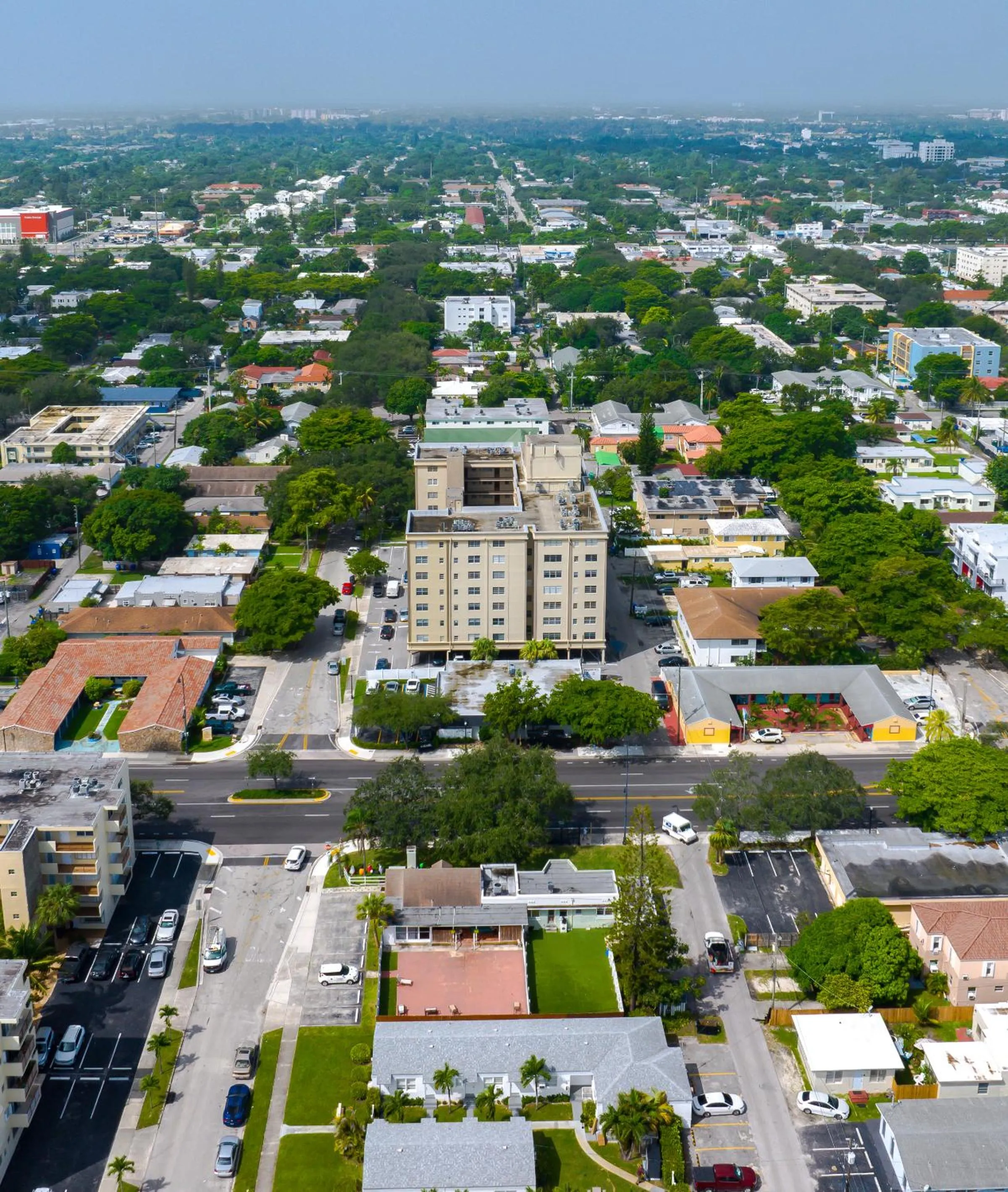 Property building in PRAIA Hotel Hollywood