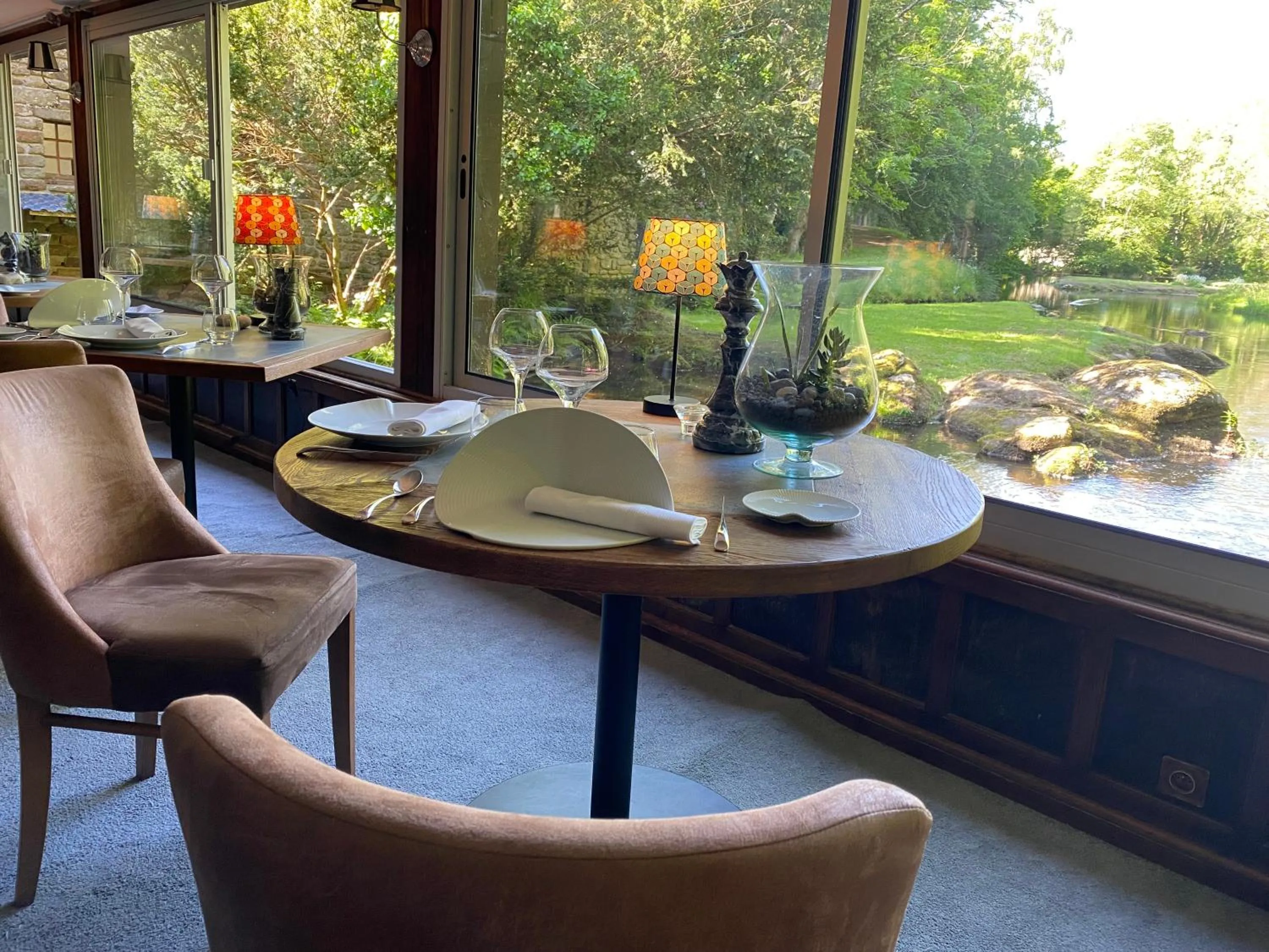 Restaurant/places to eat in Les Moulins Du Duc ÉCOLODGE