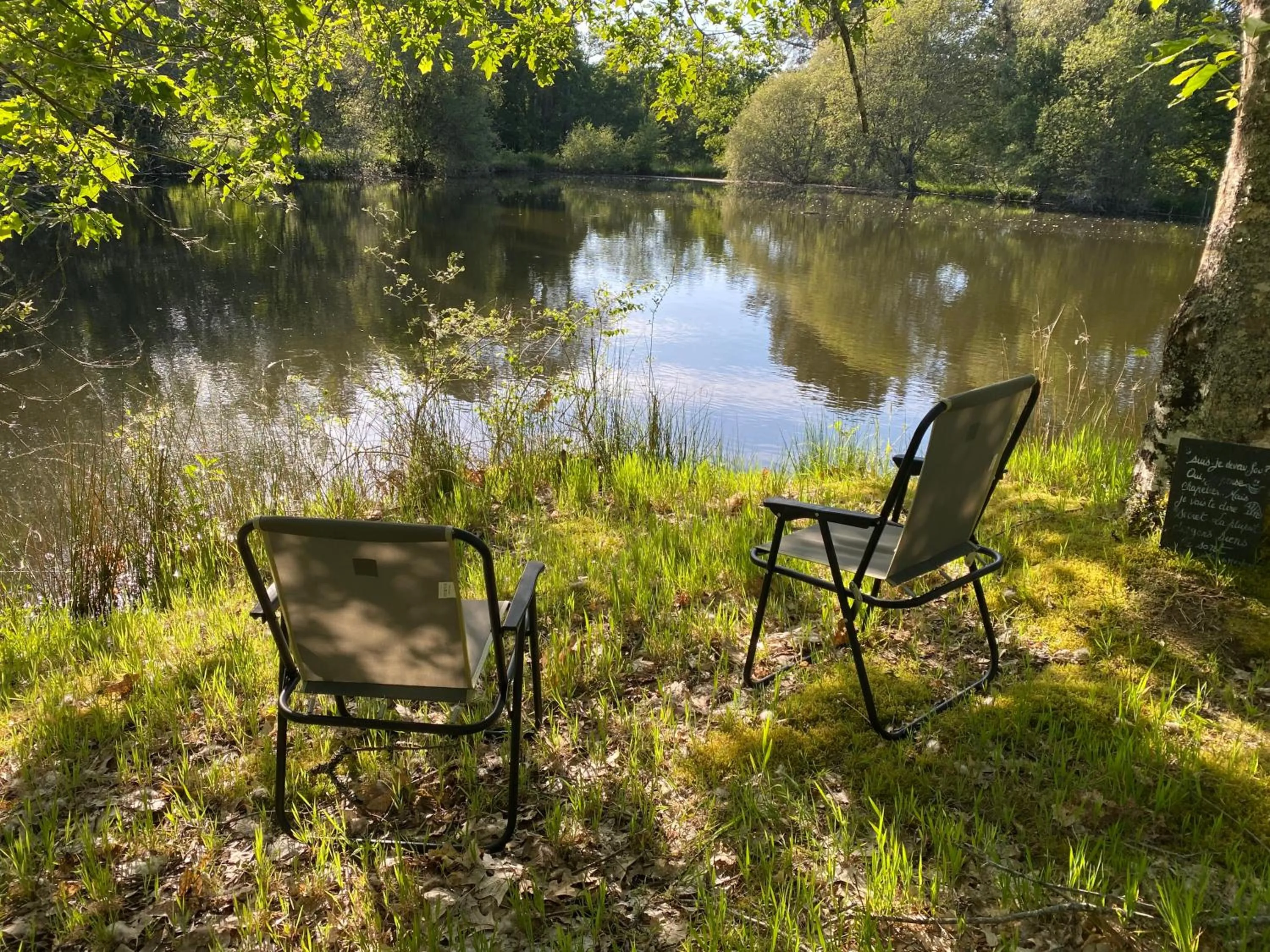 Spring in Les Moulins Du Duc ÉCOLODGE