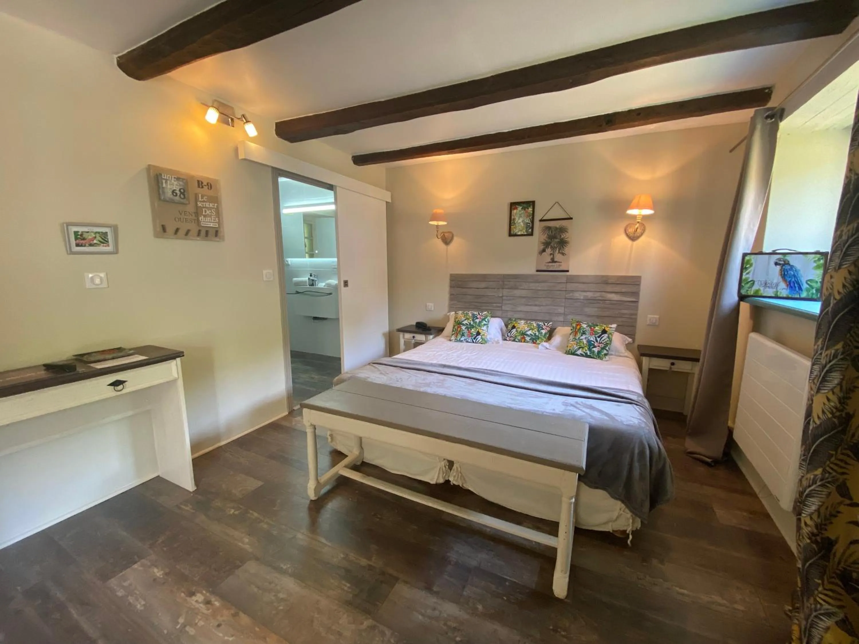 Night in Les Moulins Du Duc ÉCOLODGE