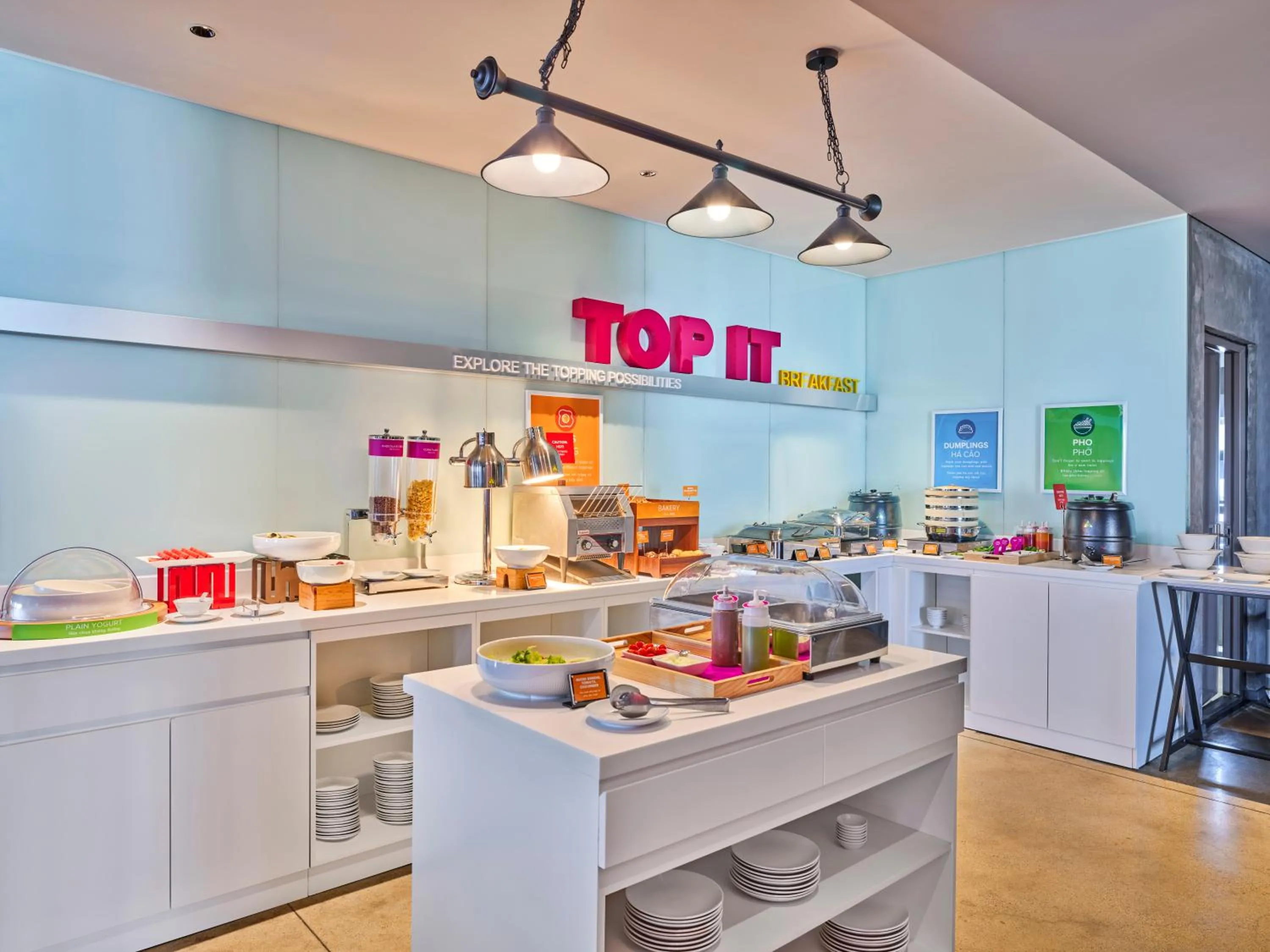 Breakfast in Tru by Hilton Ha Long Hon Gai Centre