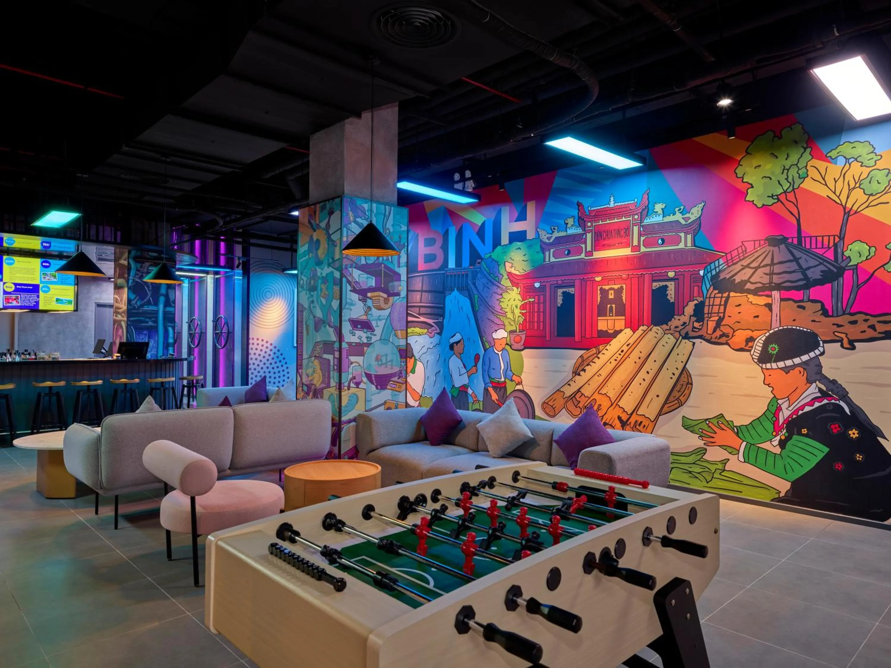 Entertainment in Tru by Hilton Hoa Binh City Centre