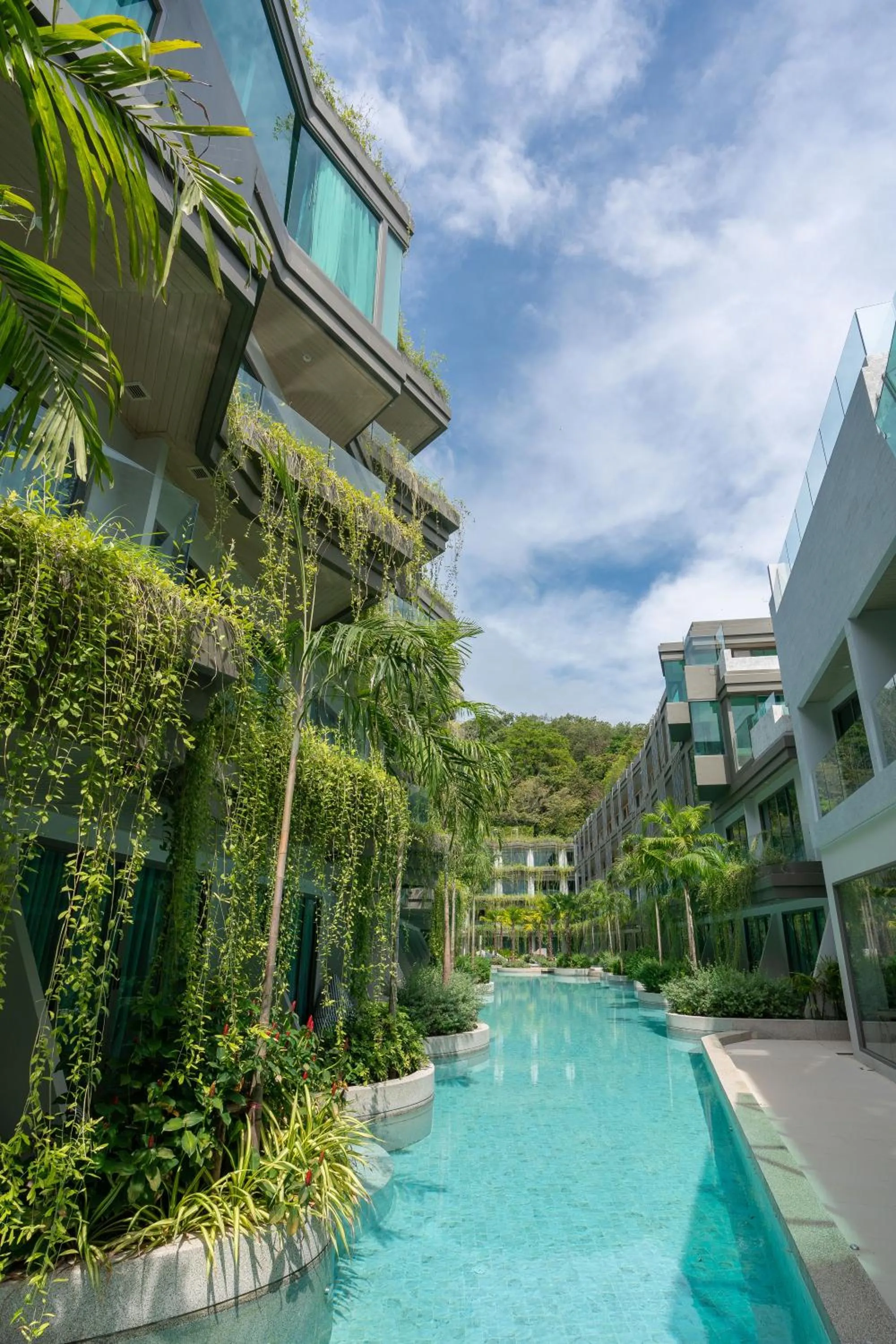 Property building in Panwaburi Beachfront Resort - SHA Extra Plus