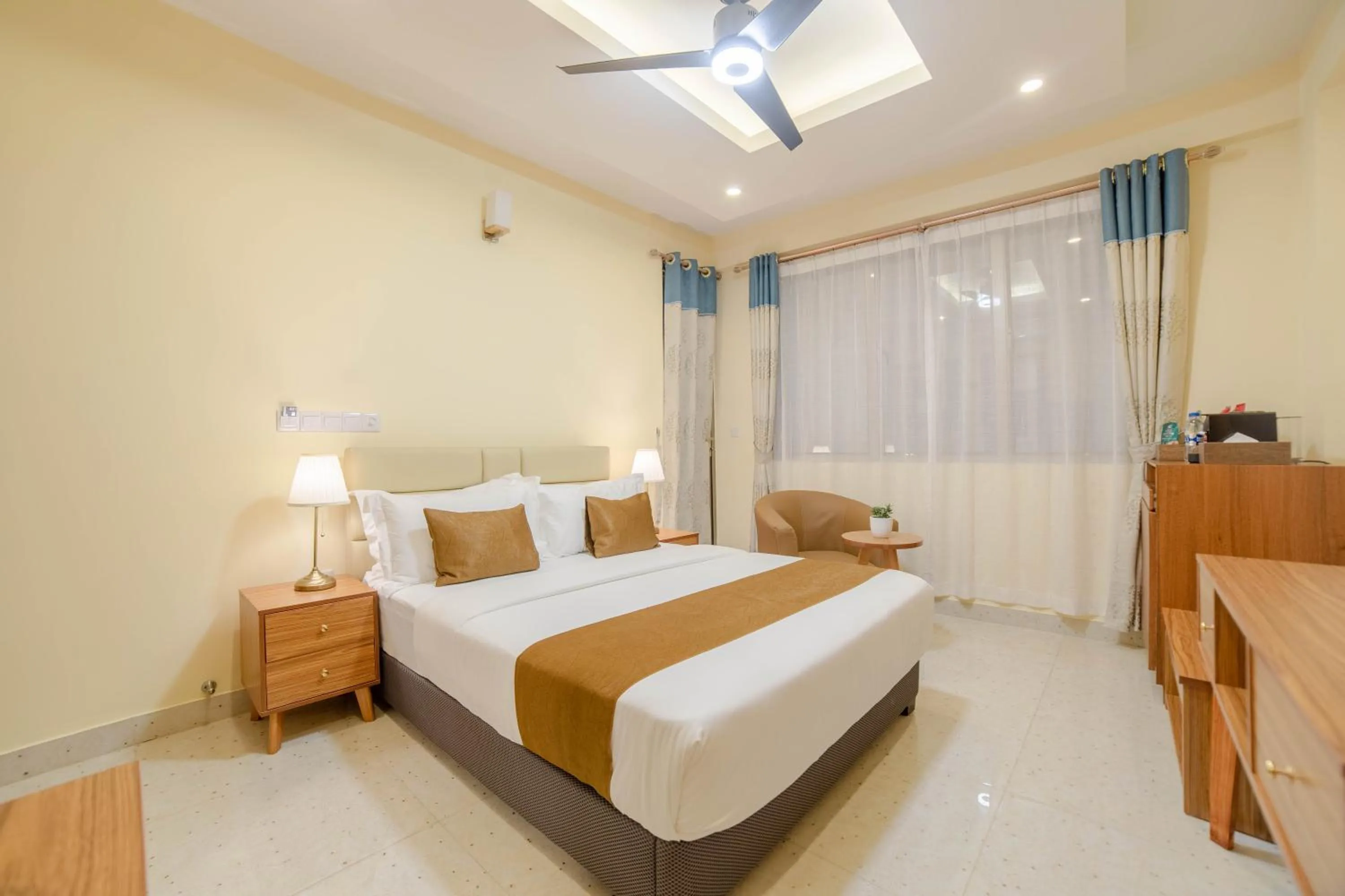 Bedroom, Bed in Amber Beach Hotel