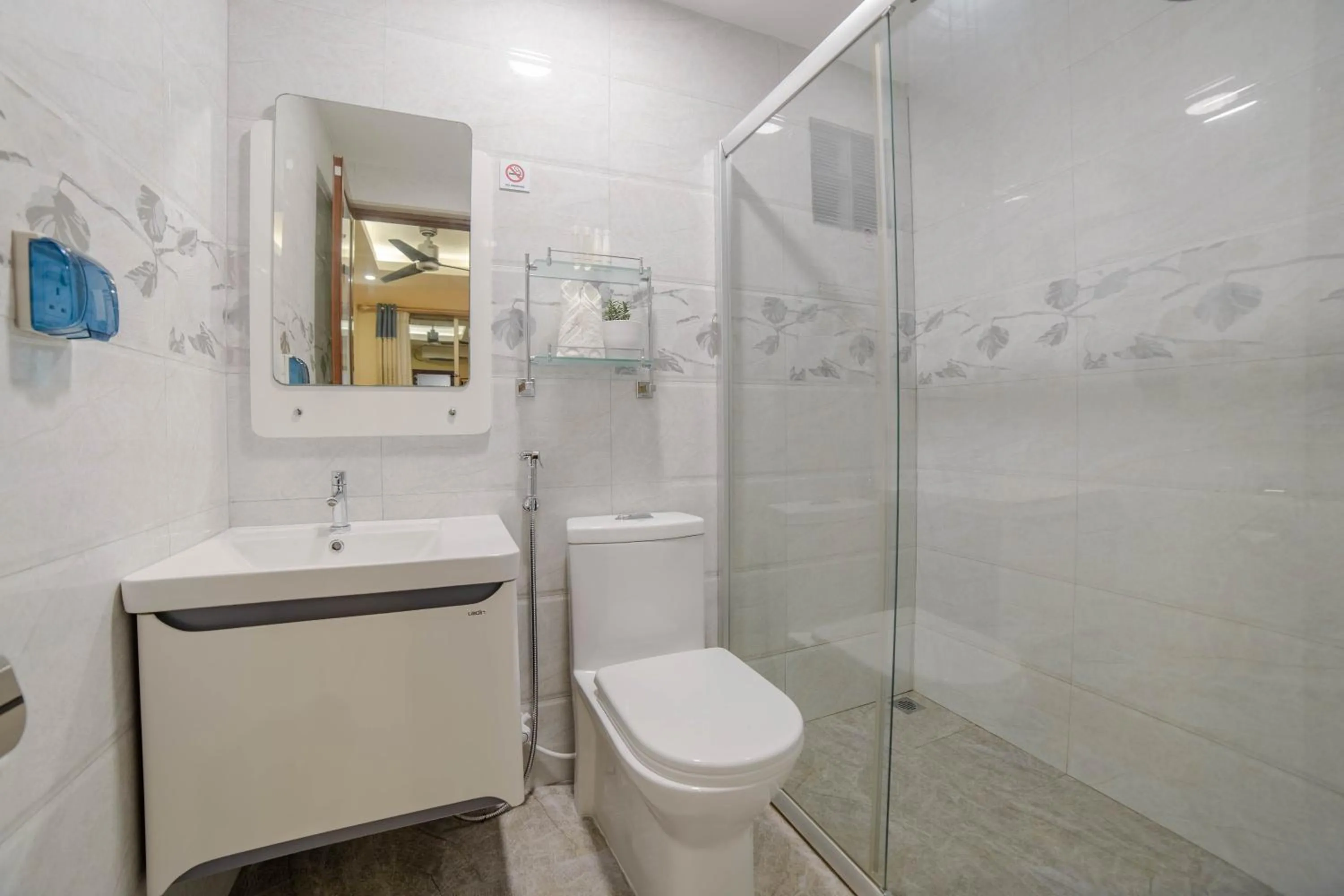 Toilet in Amber Beach Hotel