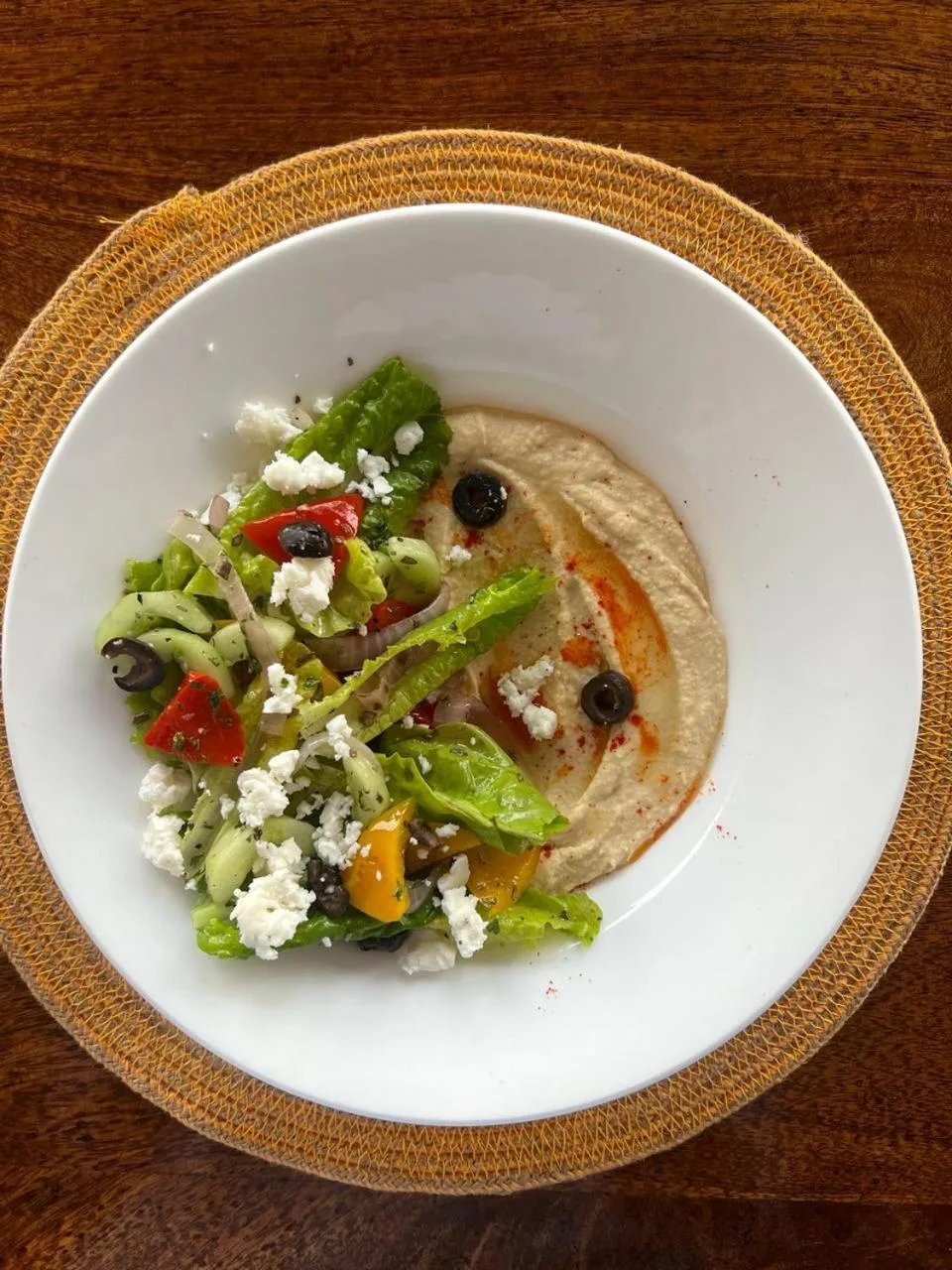 Restaurant/places to eat in Aura Boutique Hotel