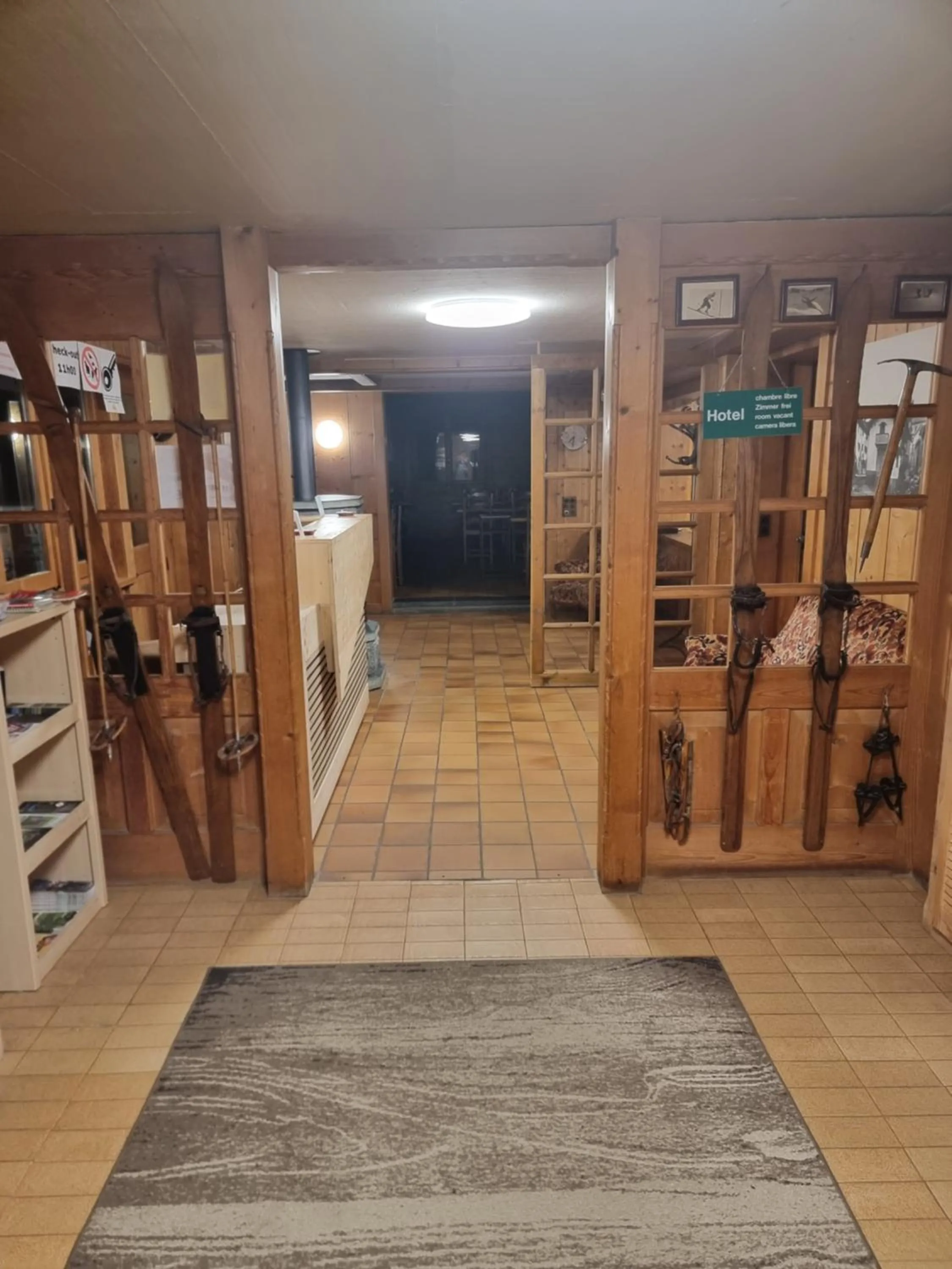 Lobby or reception in Le Catogne